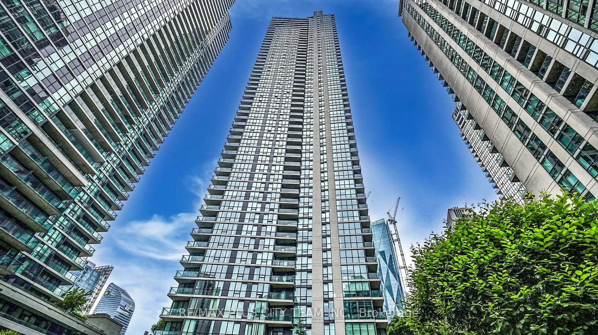 18 Harbour Street, #307