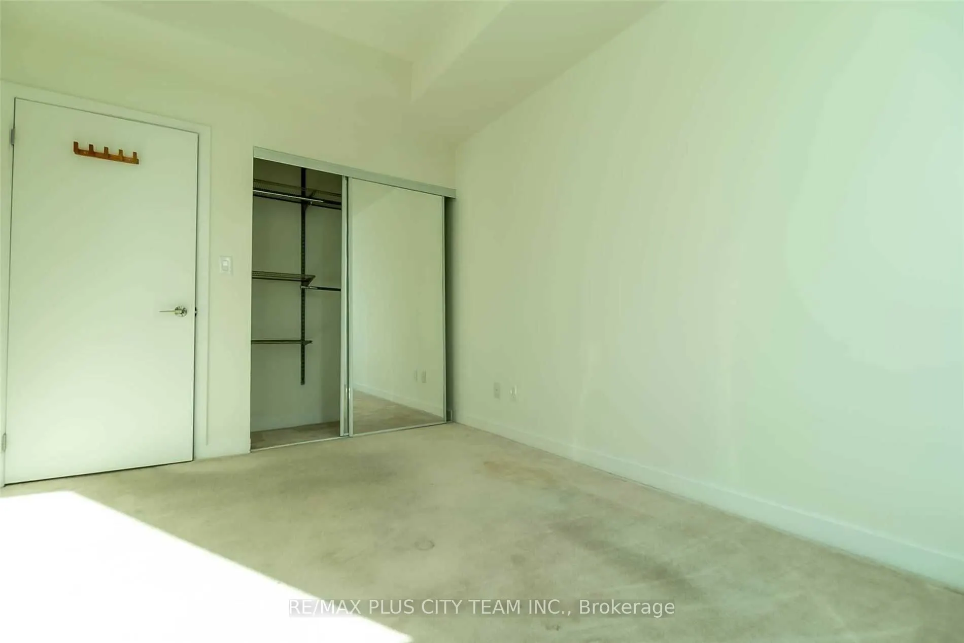 18 Harbour Street, #307