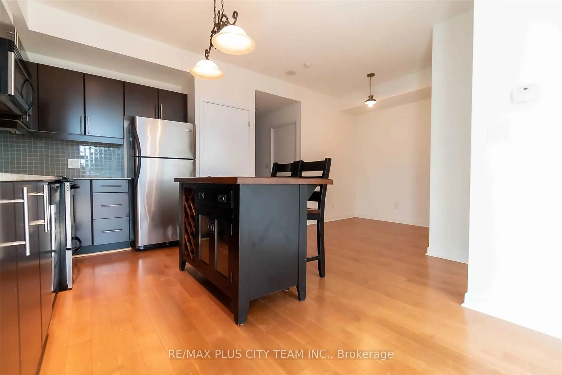 18 Harbour Street, #307