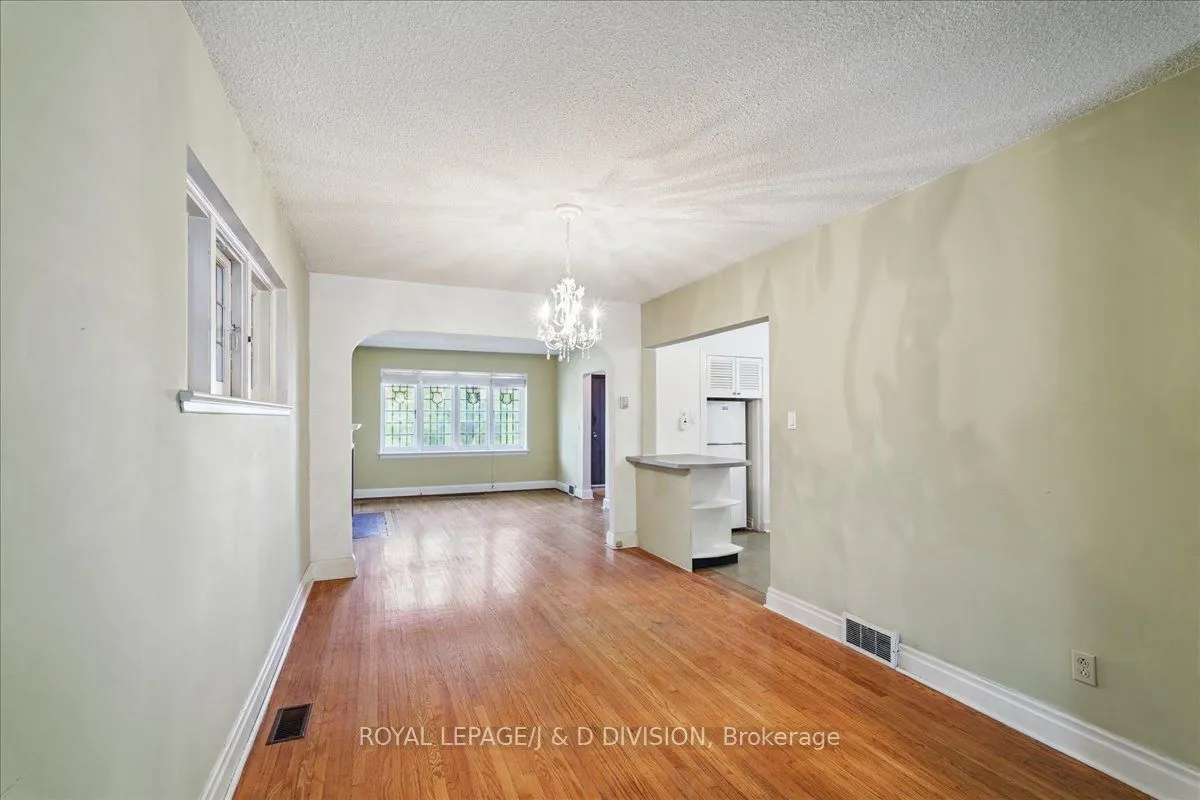 531 Soudan Avenue