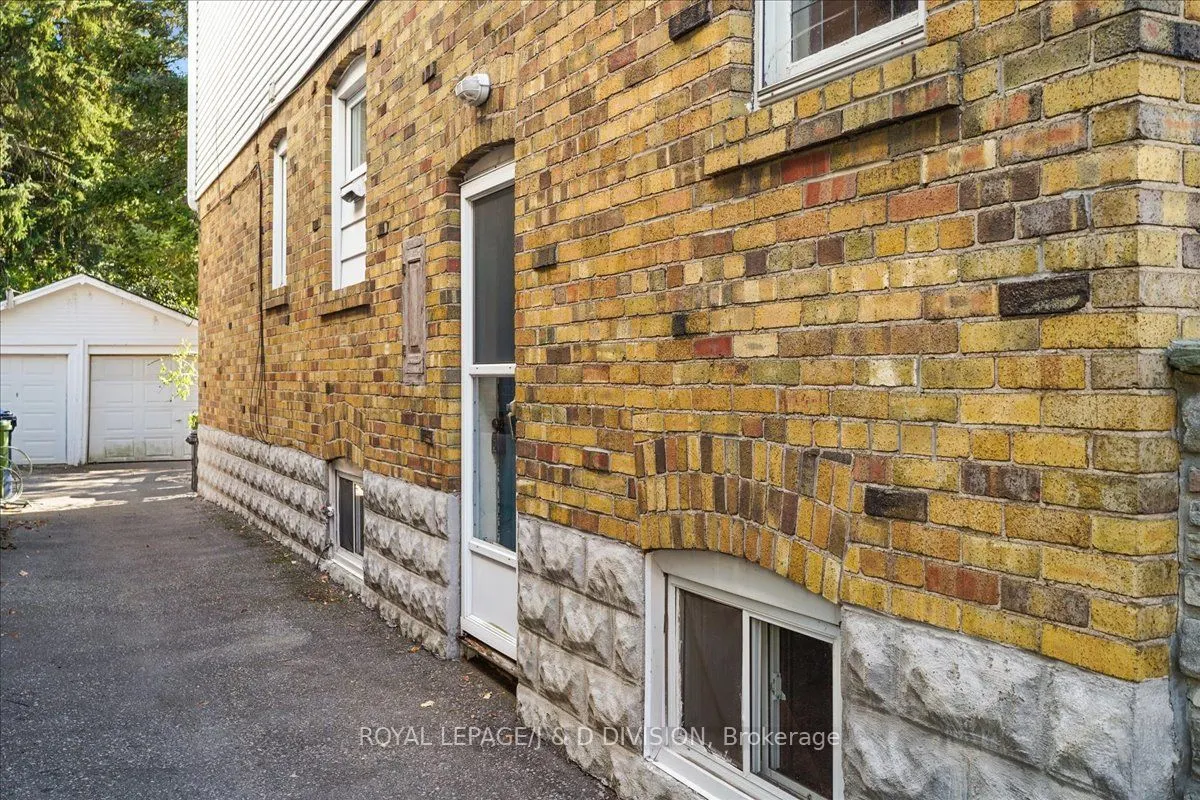 531 Soudan Avenue