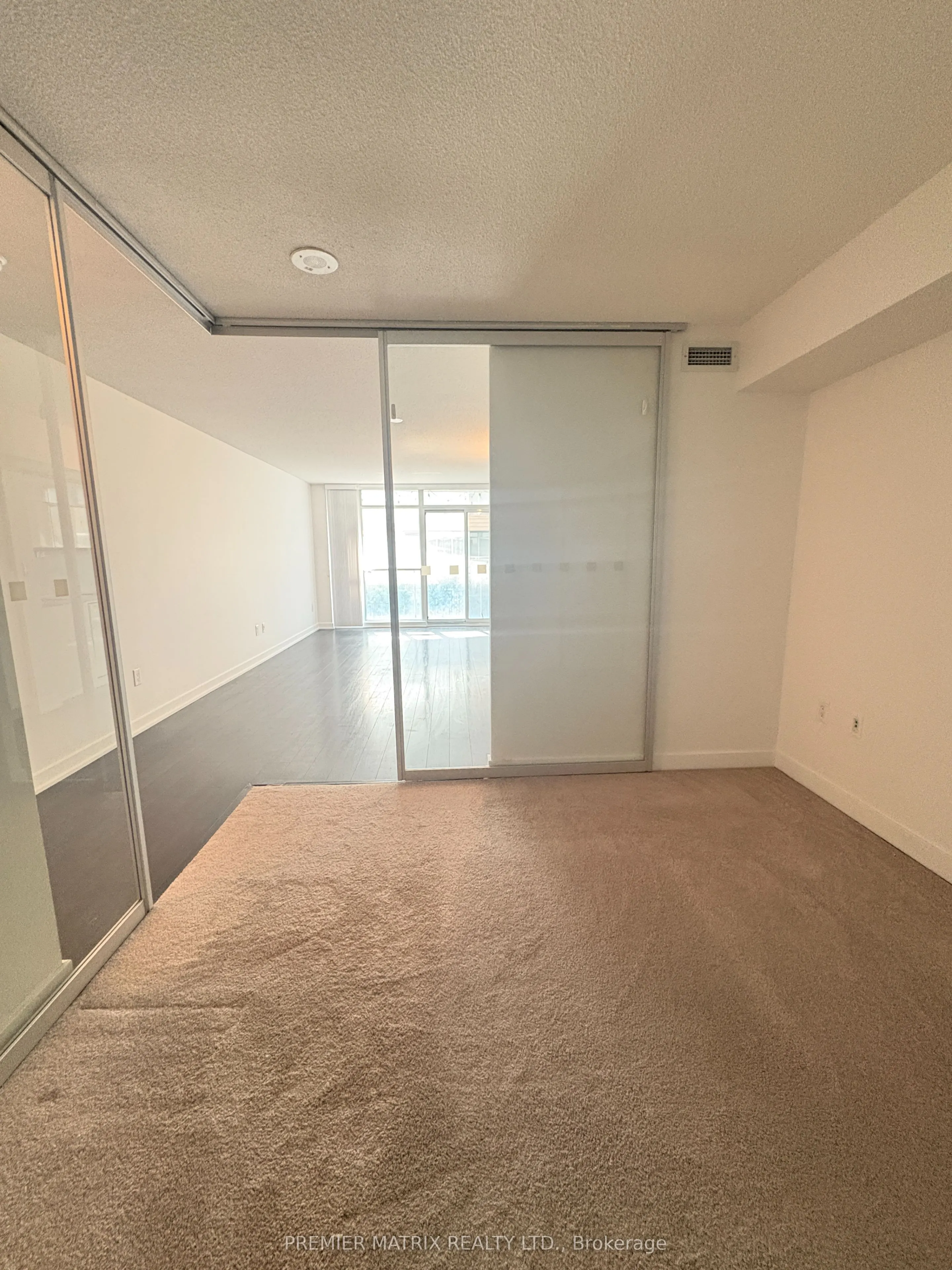 21 Iceboat Terrace, #330