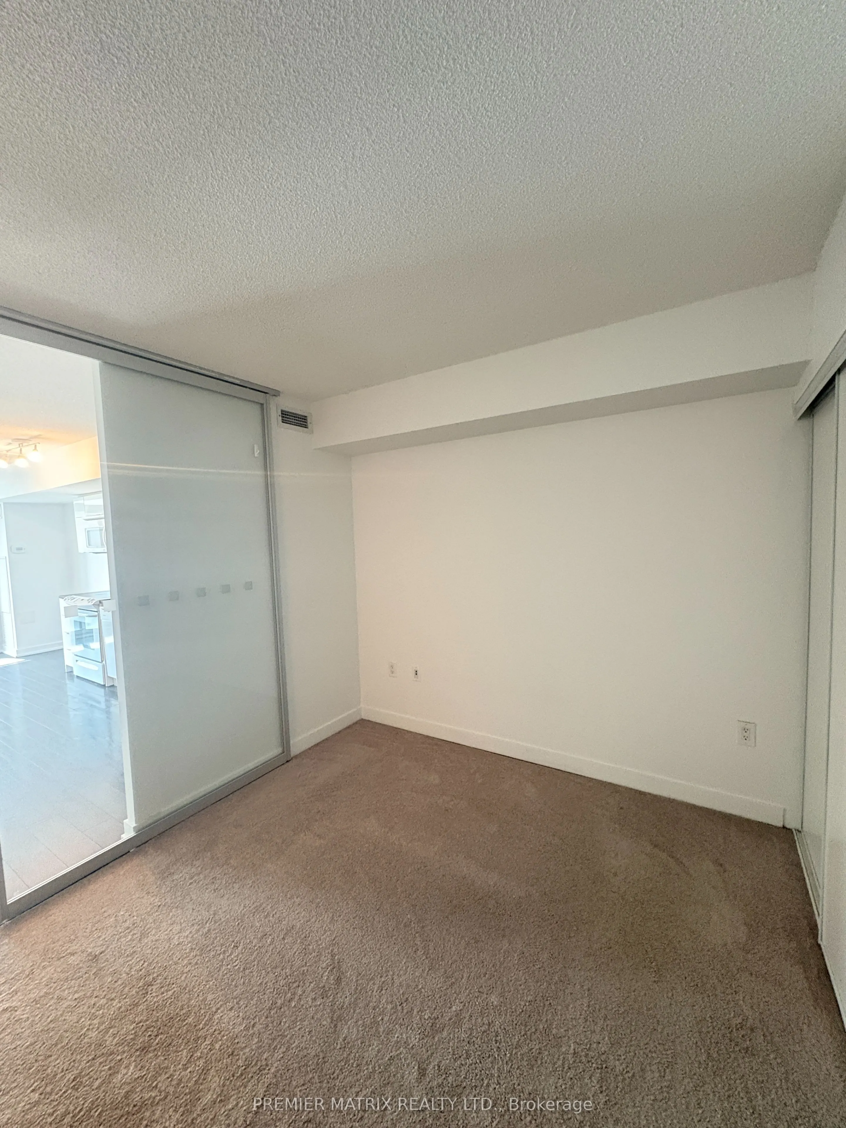 21 Iceboat Terrace, #330
