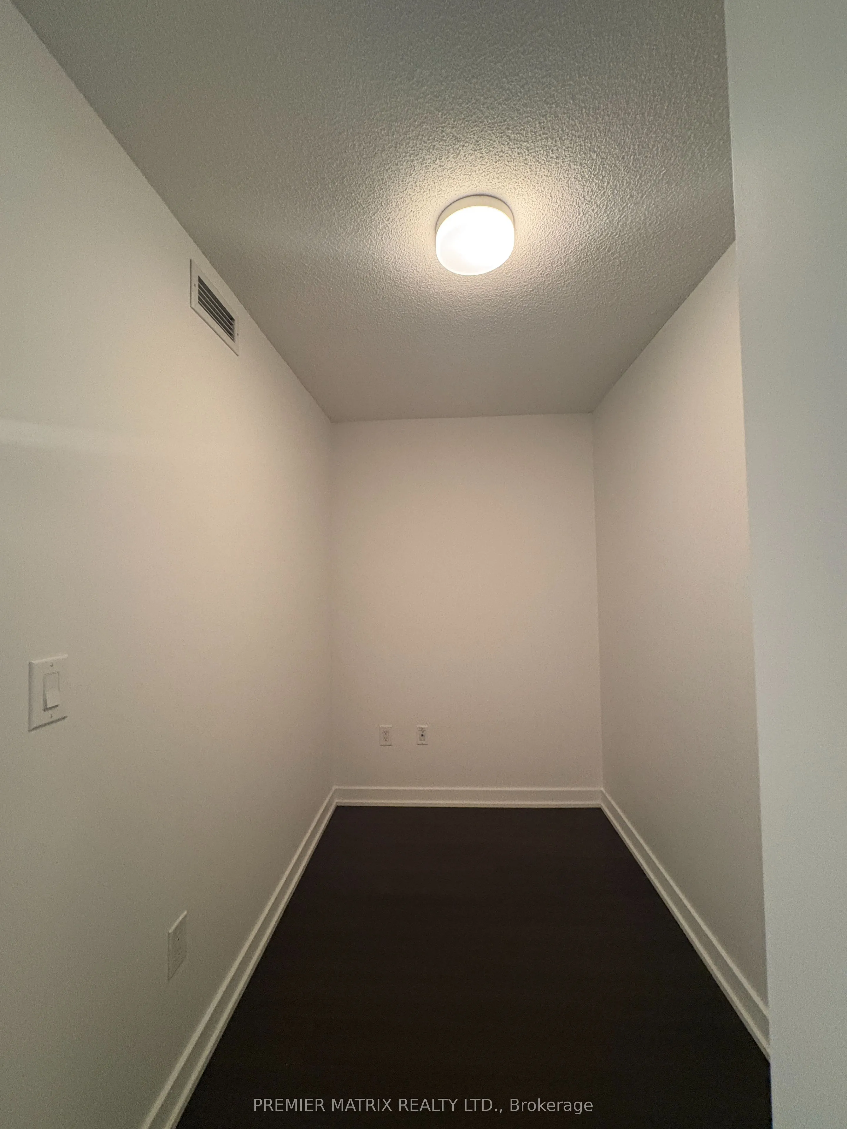 21 Iceboat Terrace, #330