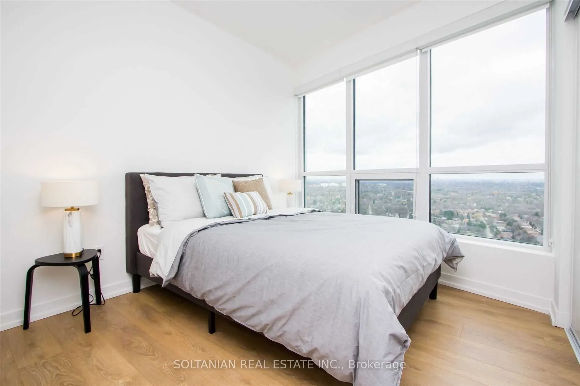 115 Mcmahon Drive, #3705