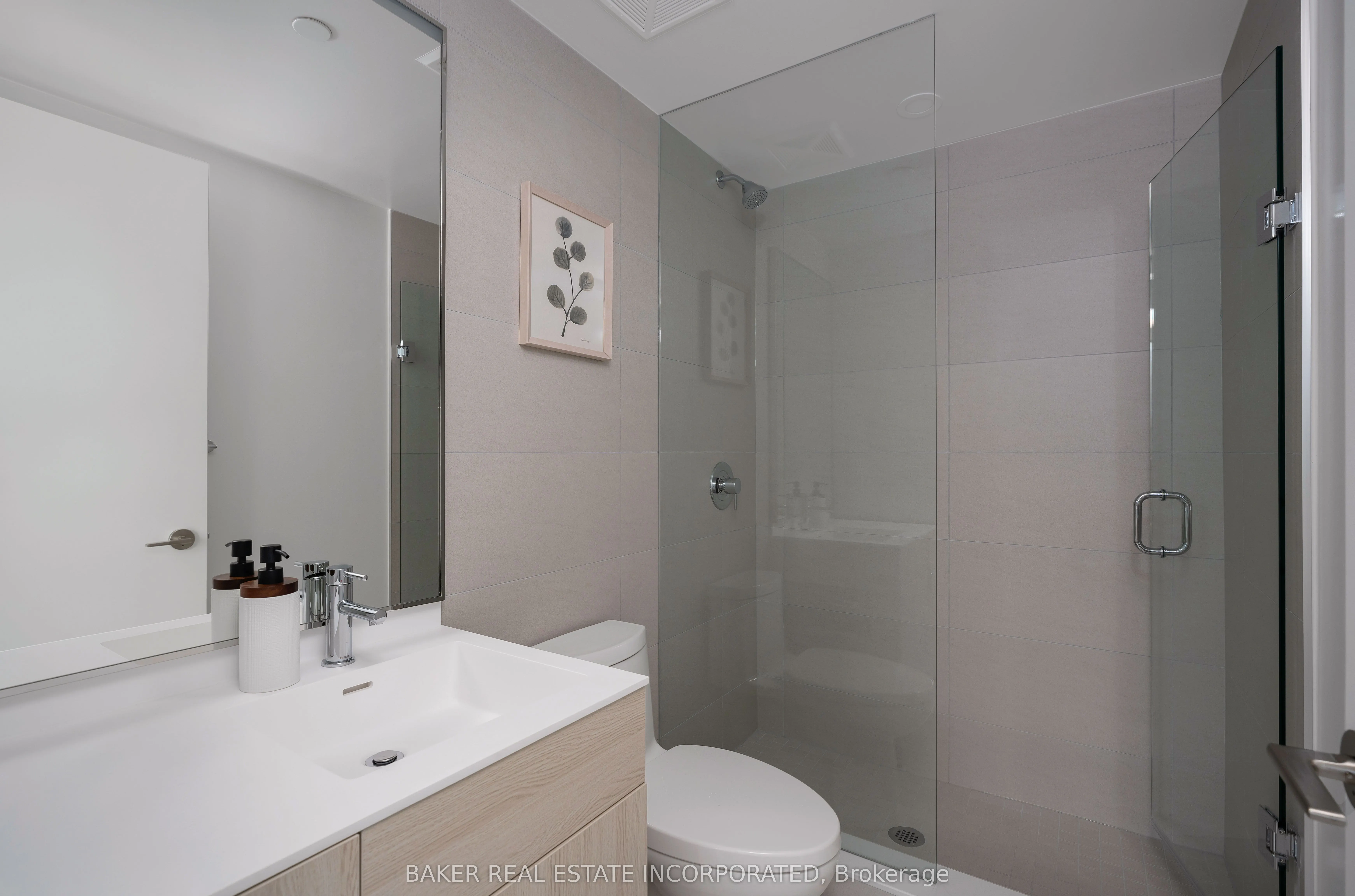 28 Eastern Avenue, #527