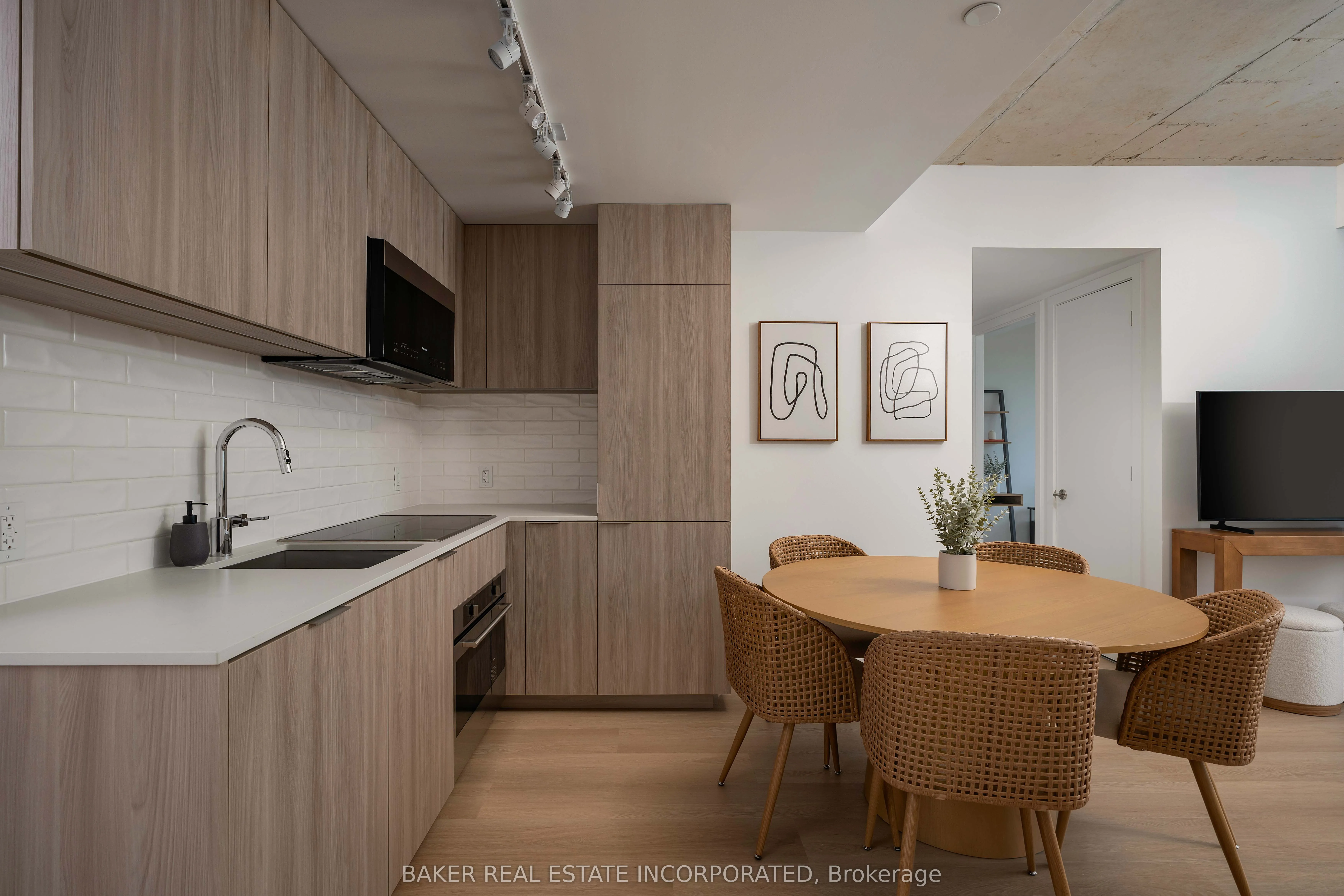 28 Eastern Avenue, #527