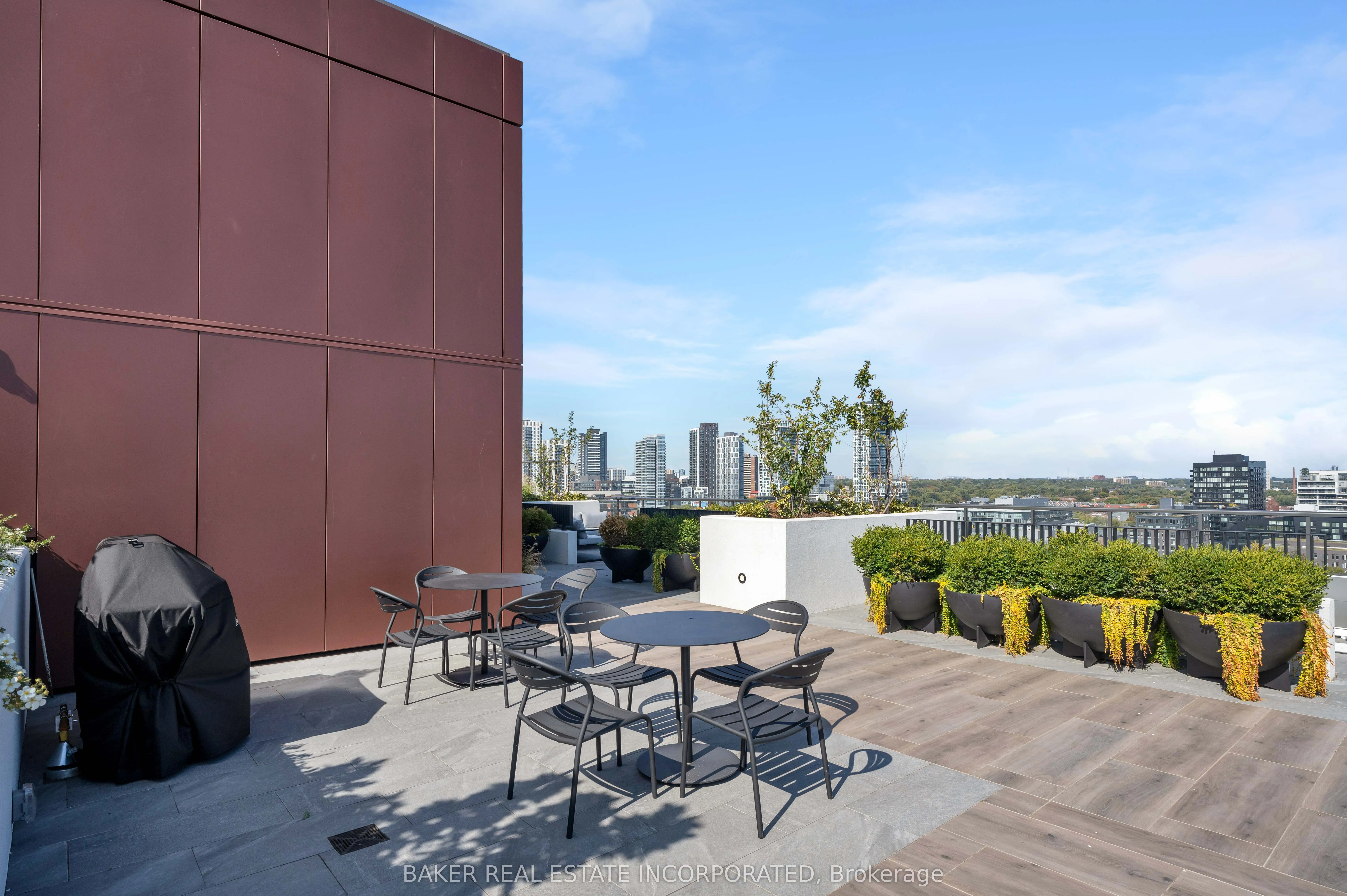 28 Eastern Avenue, #527