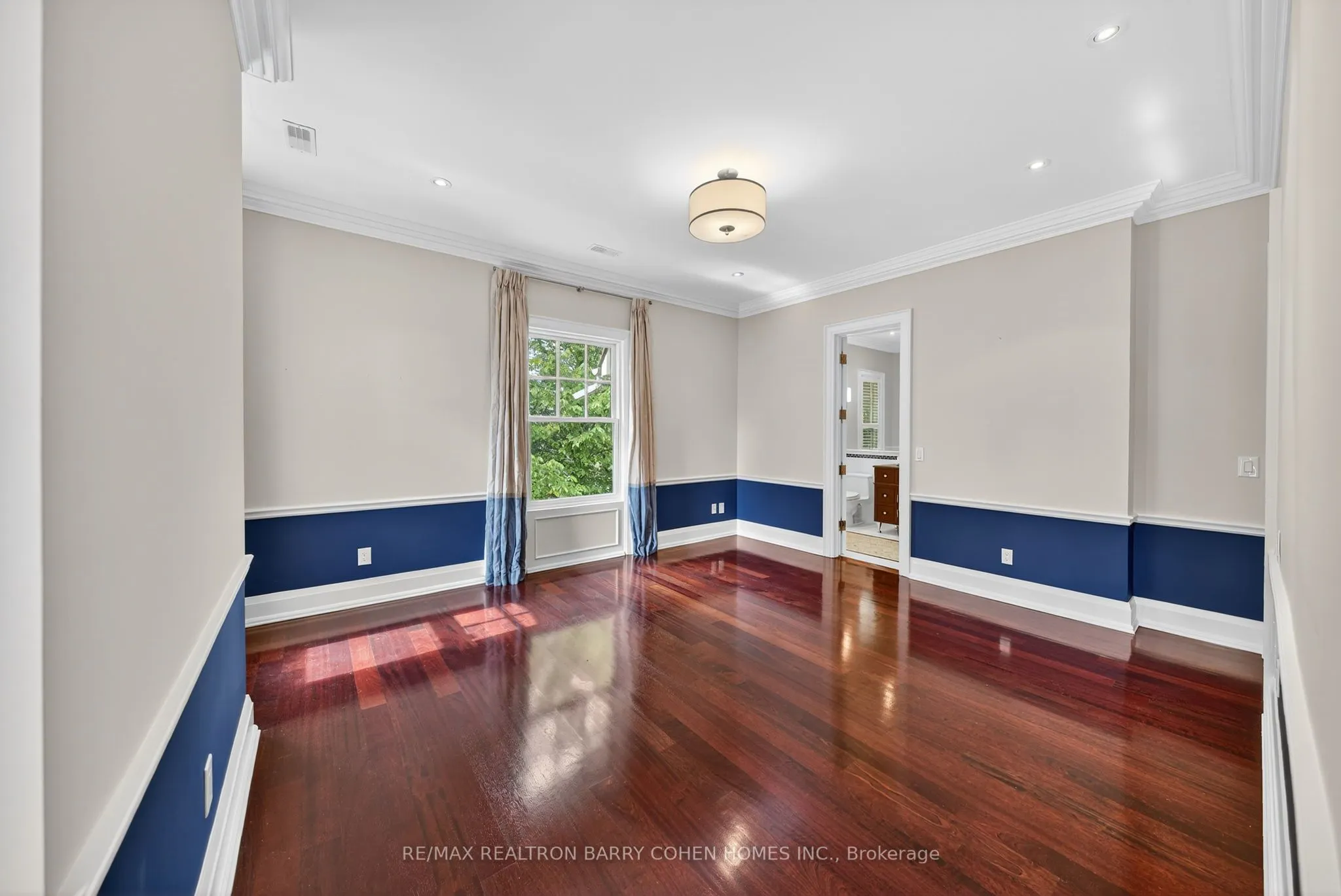 36 Old Yonge Street
