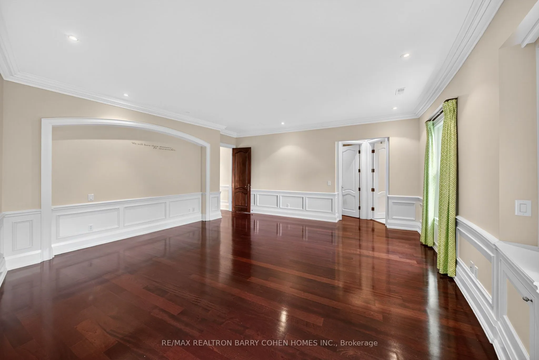 36 Old Yonge Street