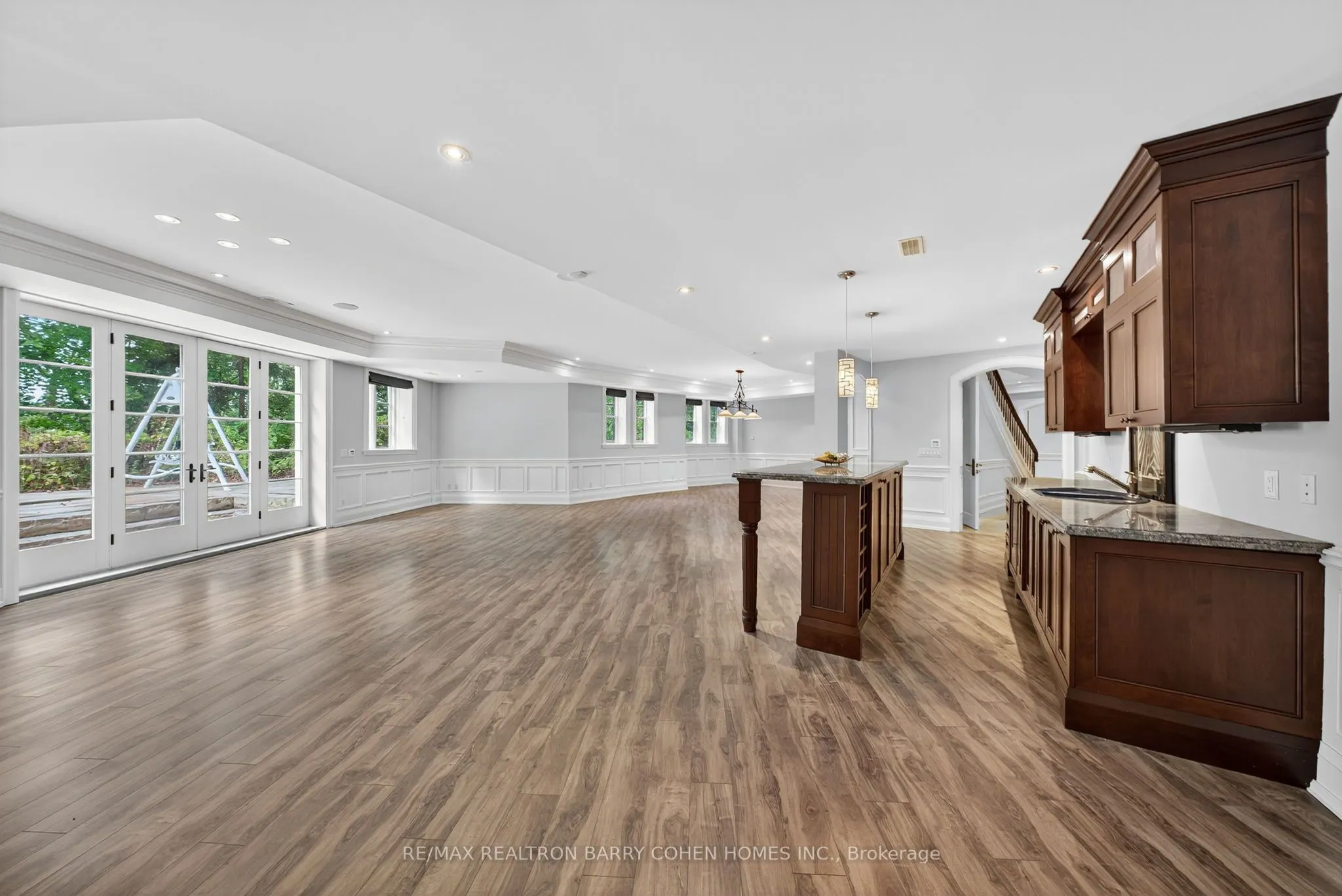 36 Old Yonge Street