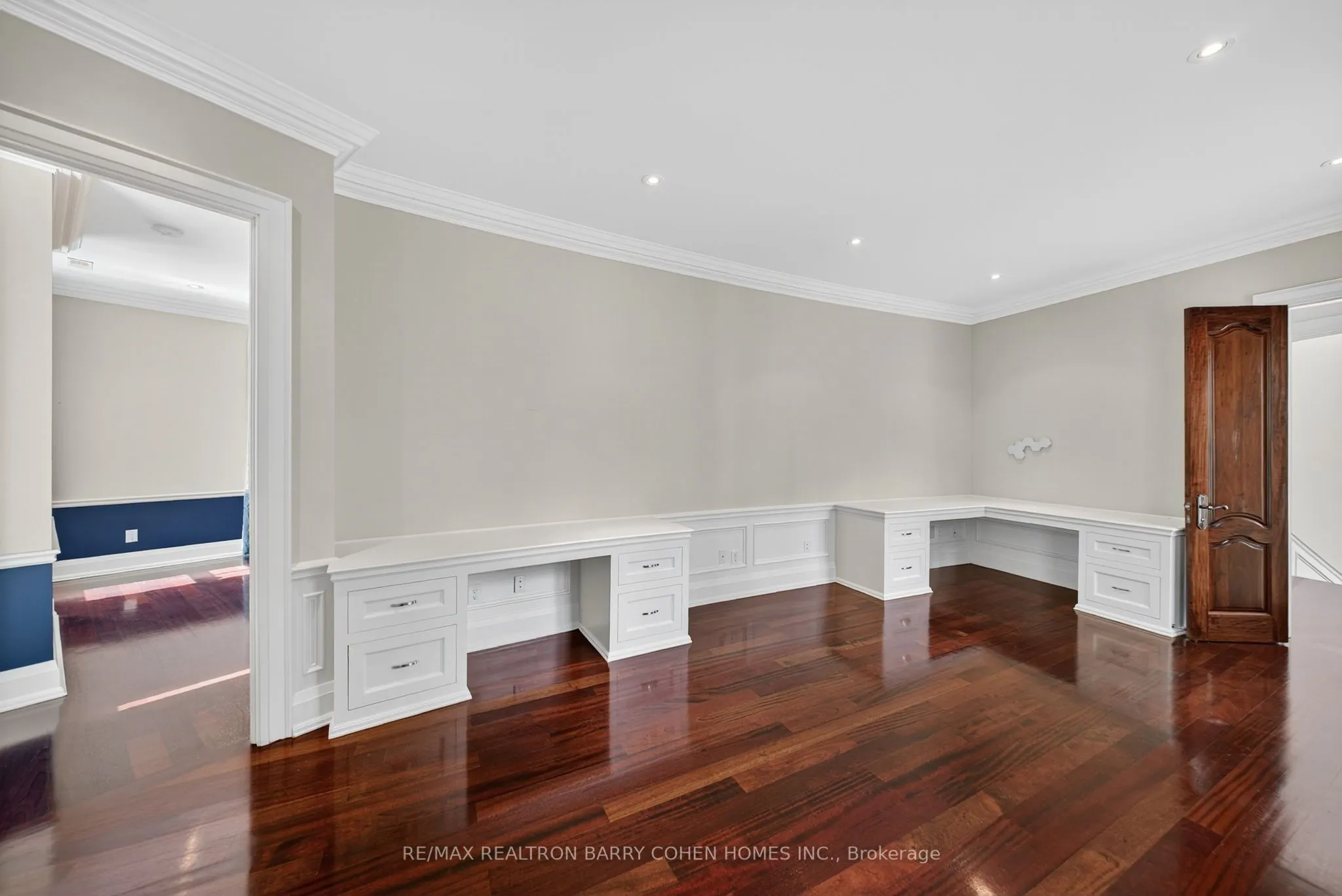 36 Old Yonge Street