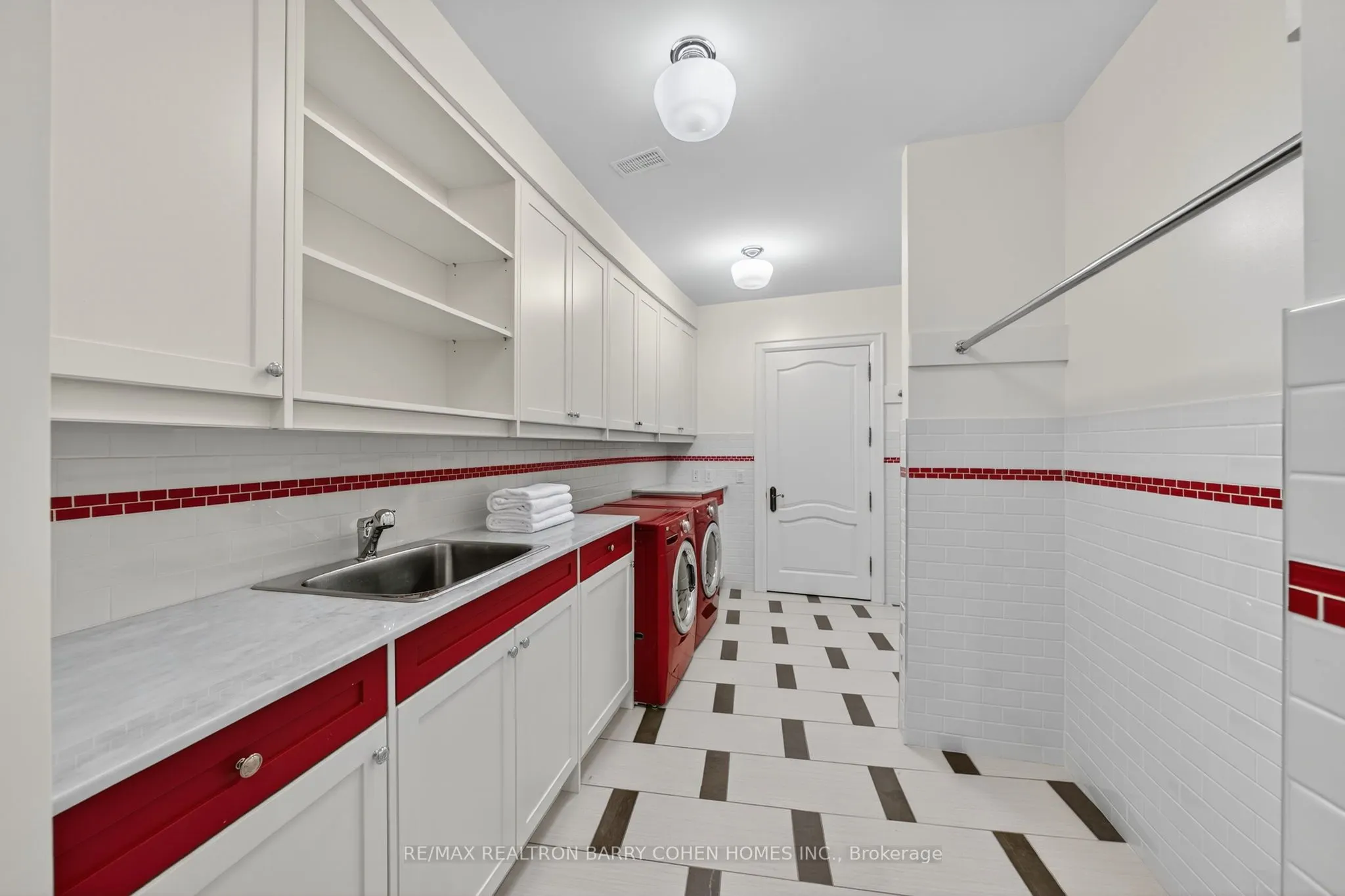 36 Old Yonge Street
