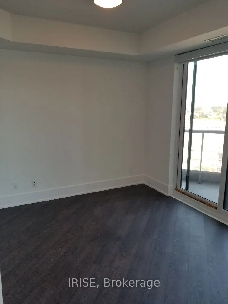 1 Edgewater Drive, #819