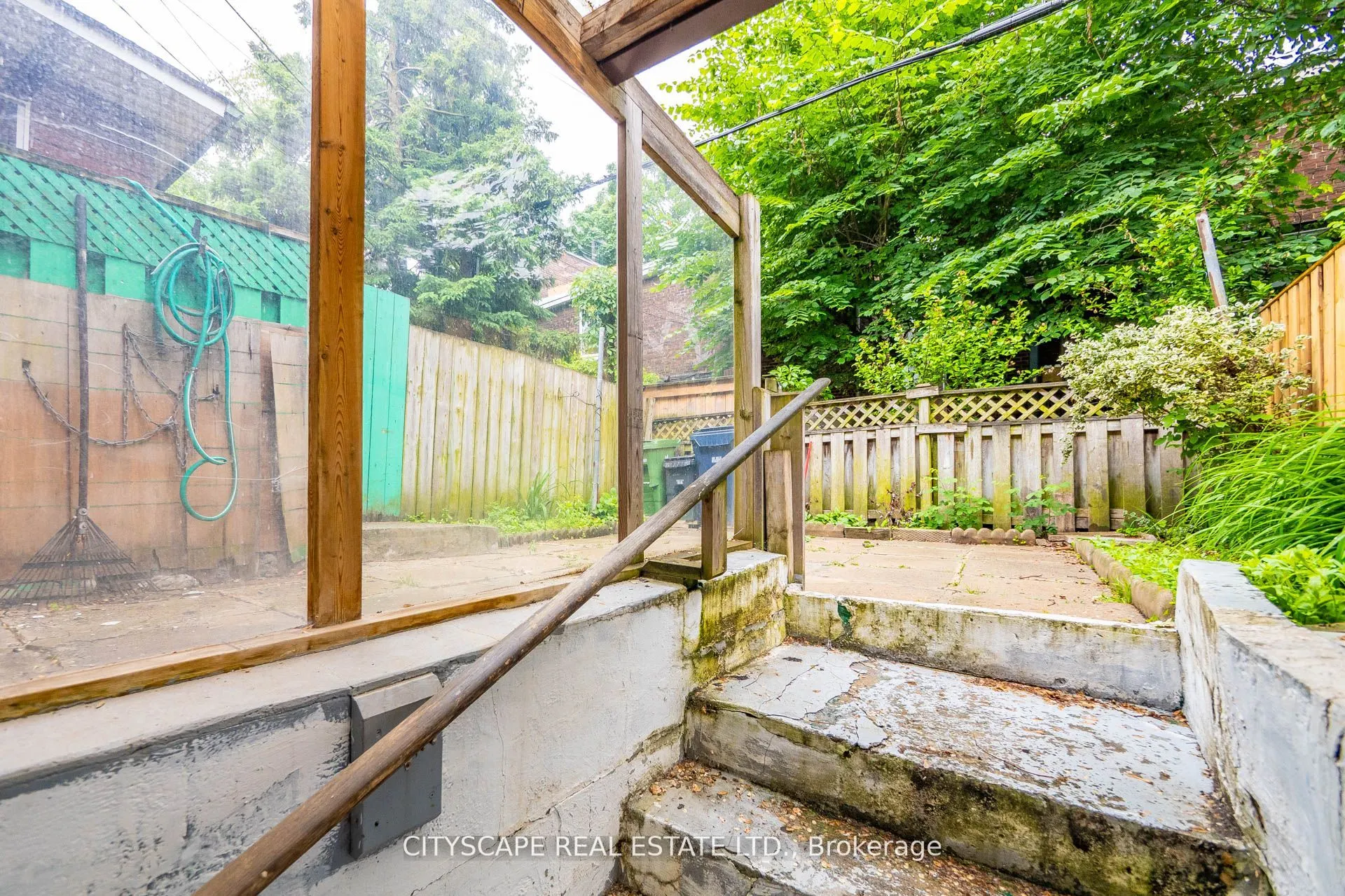 92 Bellwoods Avenue