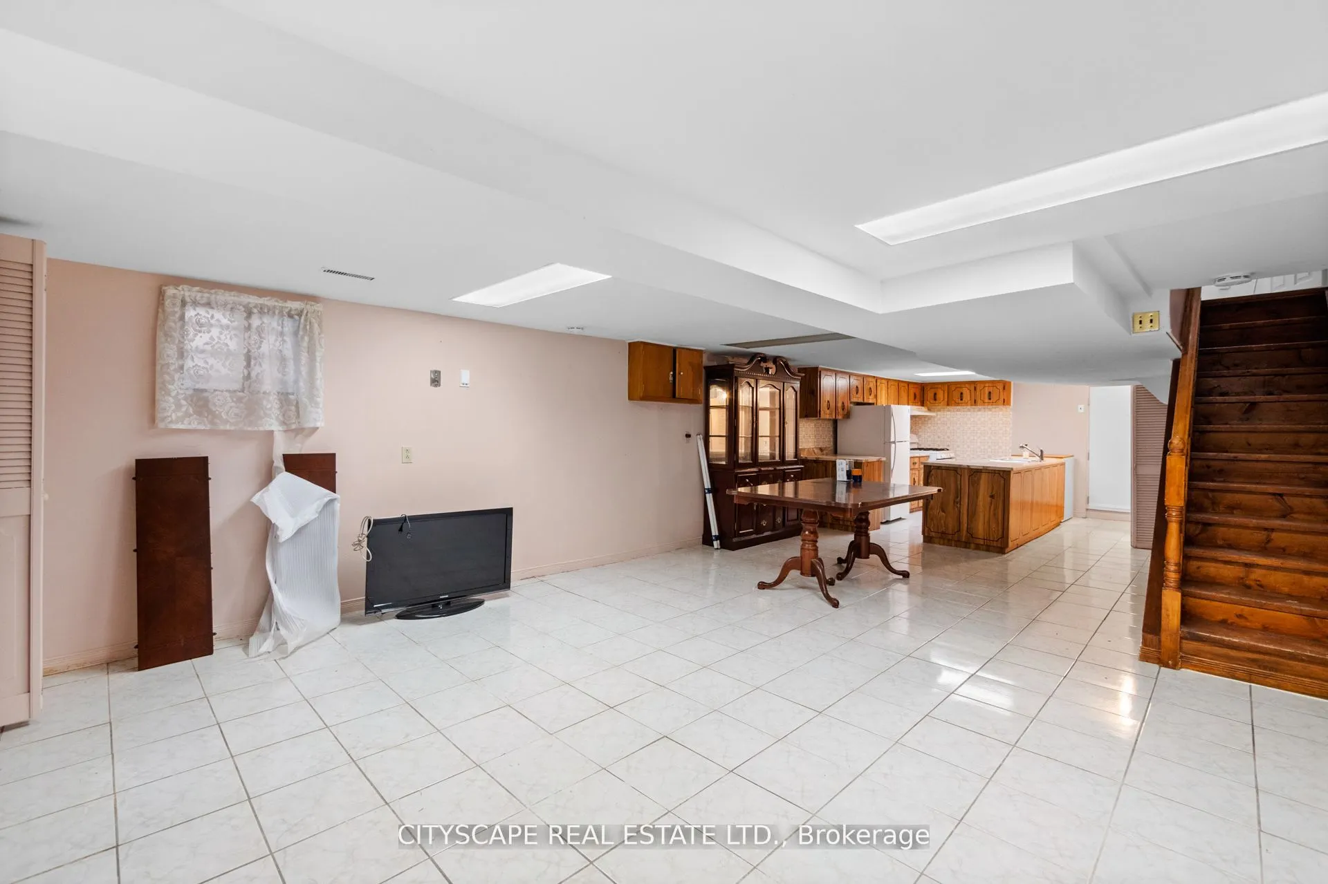 92 Bellwoods Avenue
