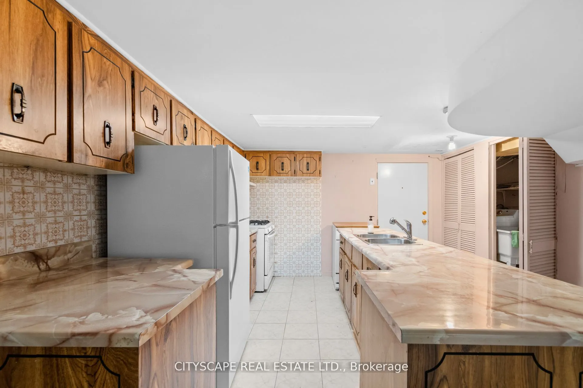 92 Bellwoods Avenue