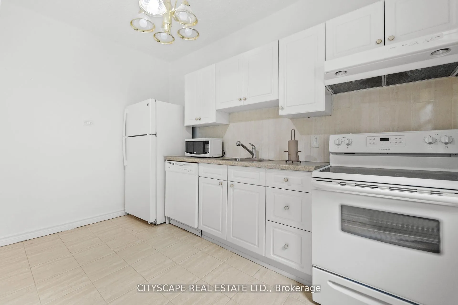 92 Bellwoods Avenue