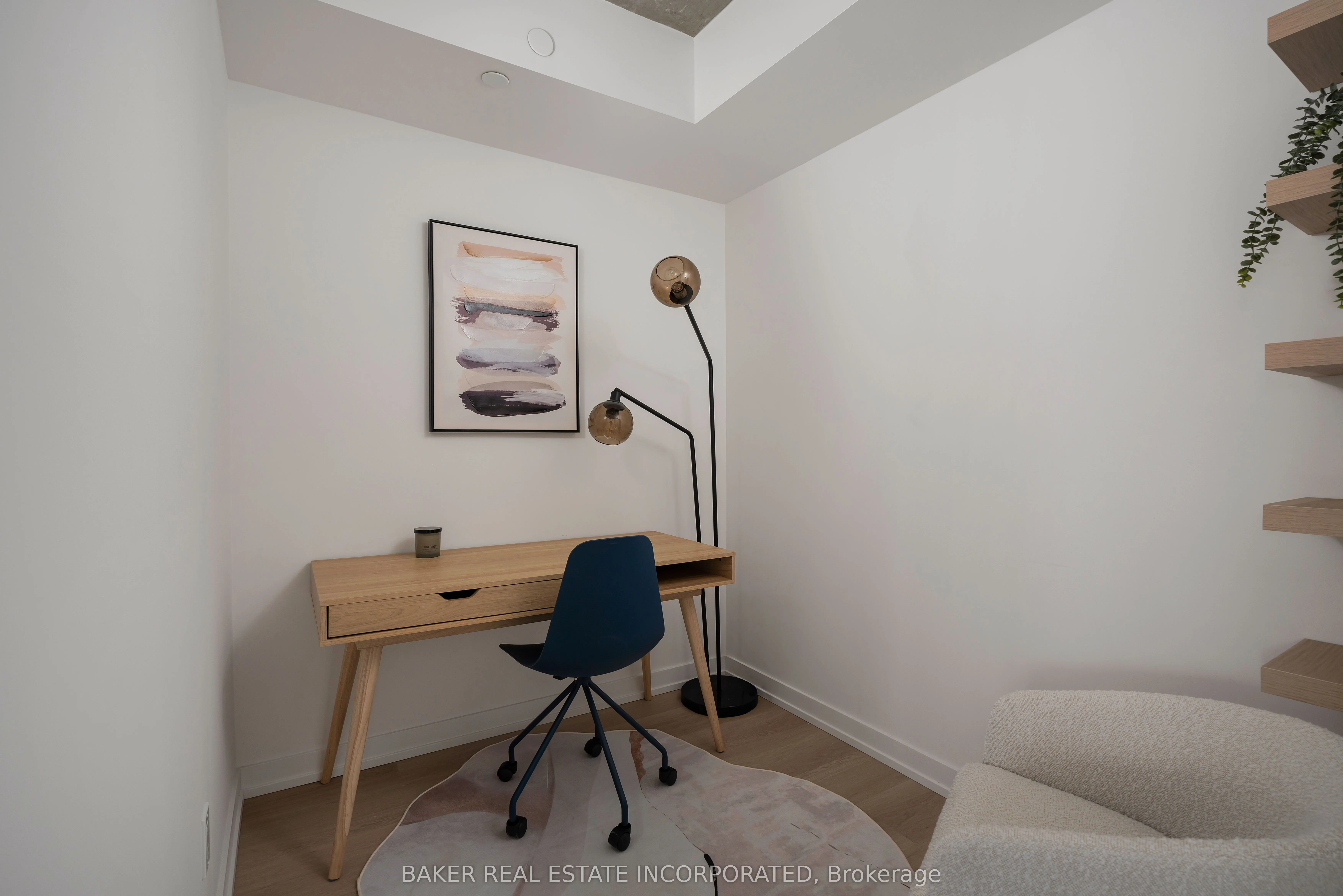 28 Eastern Avenue, #813