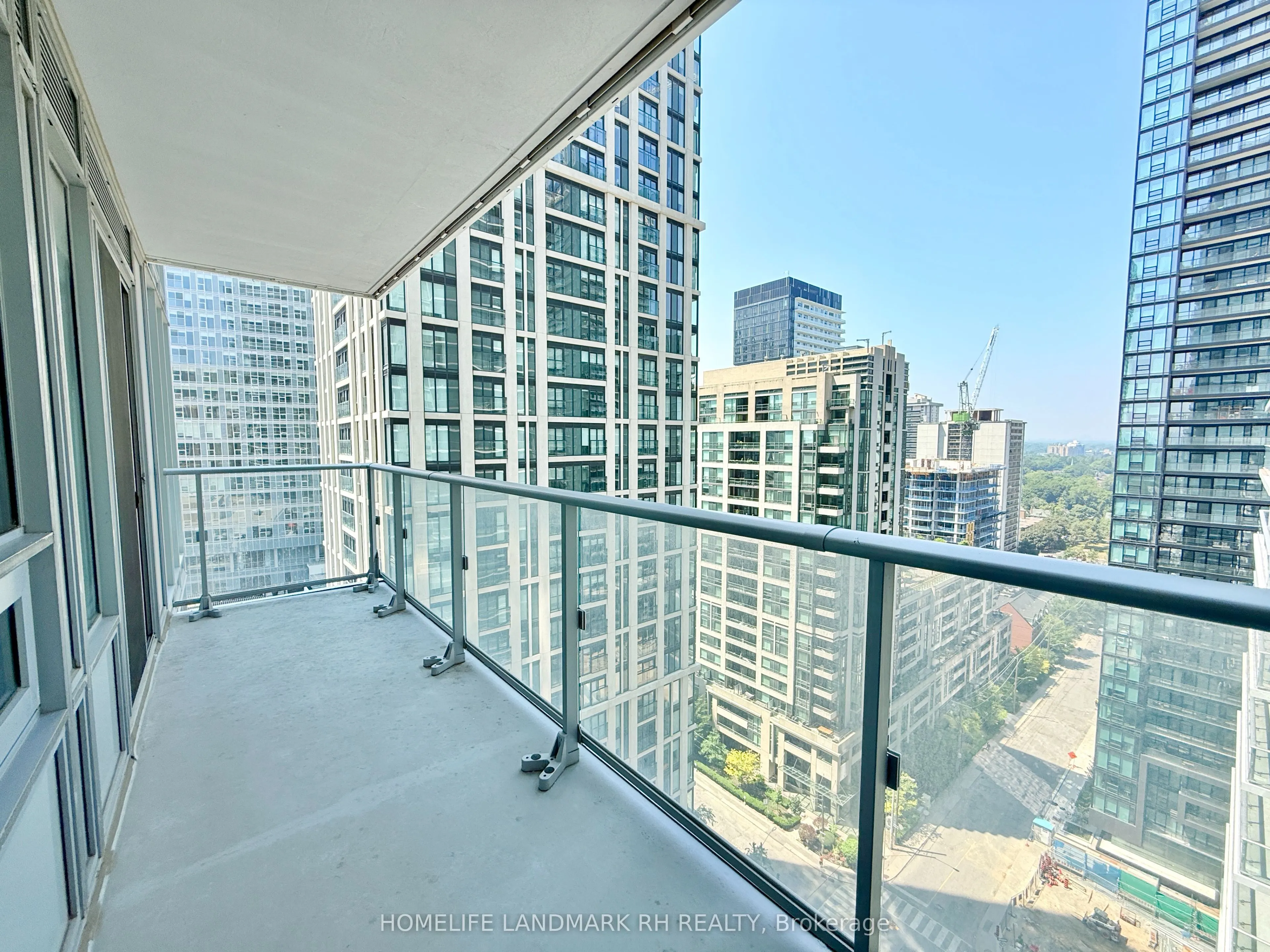 195 Redpath Avenue, #1912