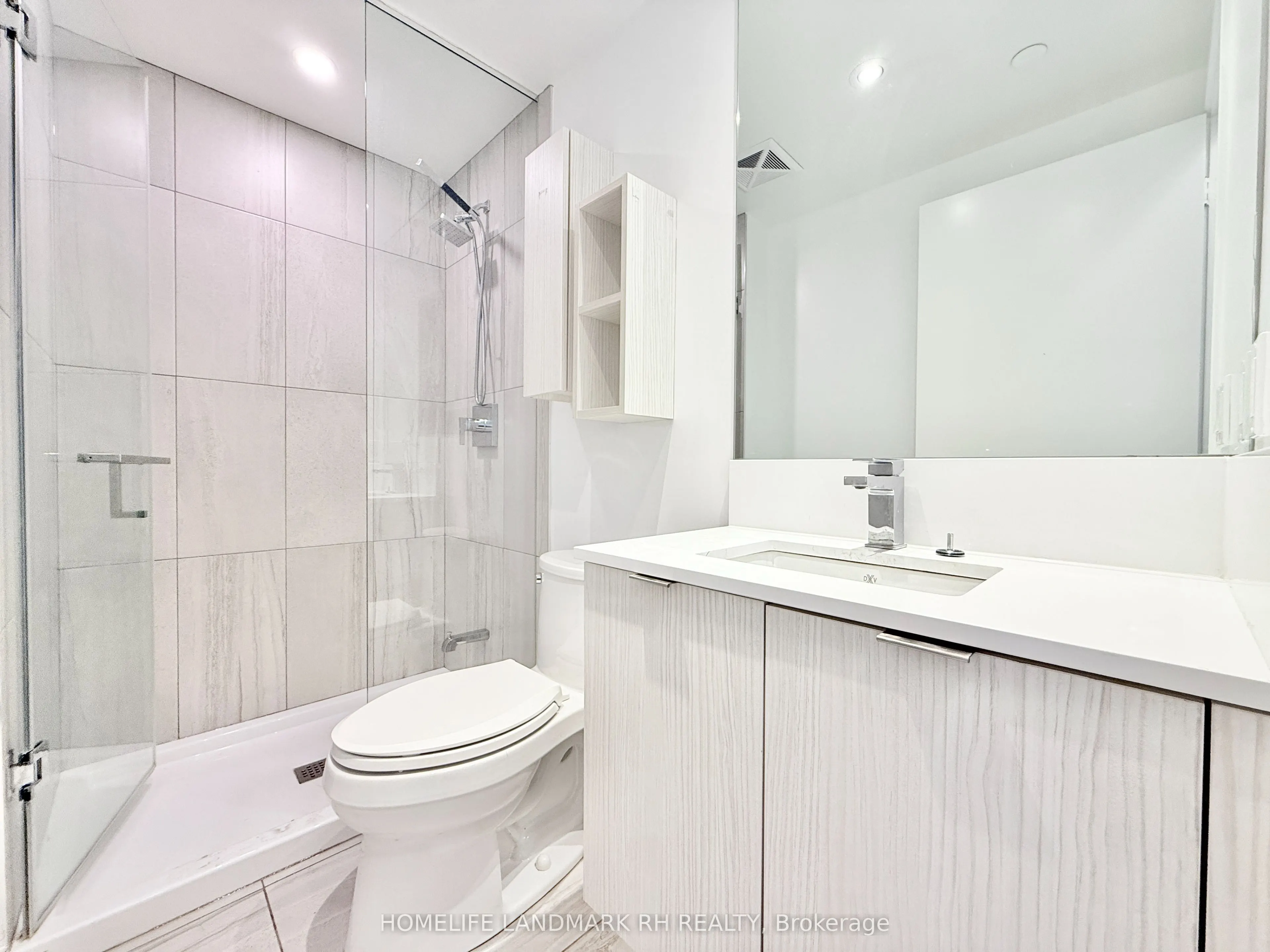 195 Redpath Avenue, #1912