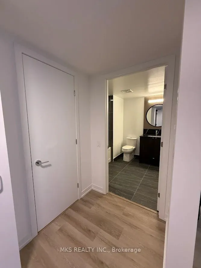 771 Yonge Street, #607