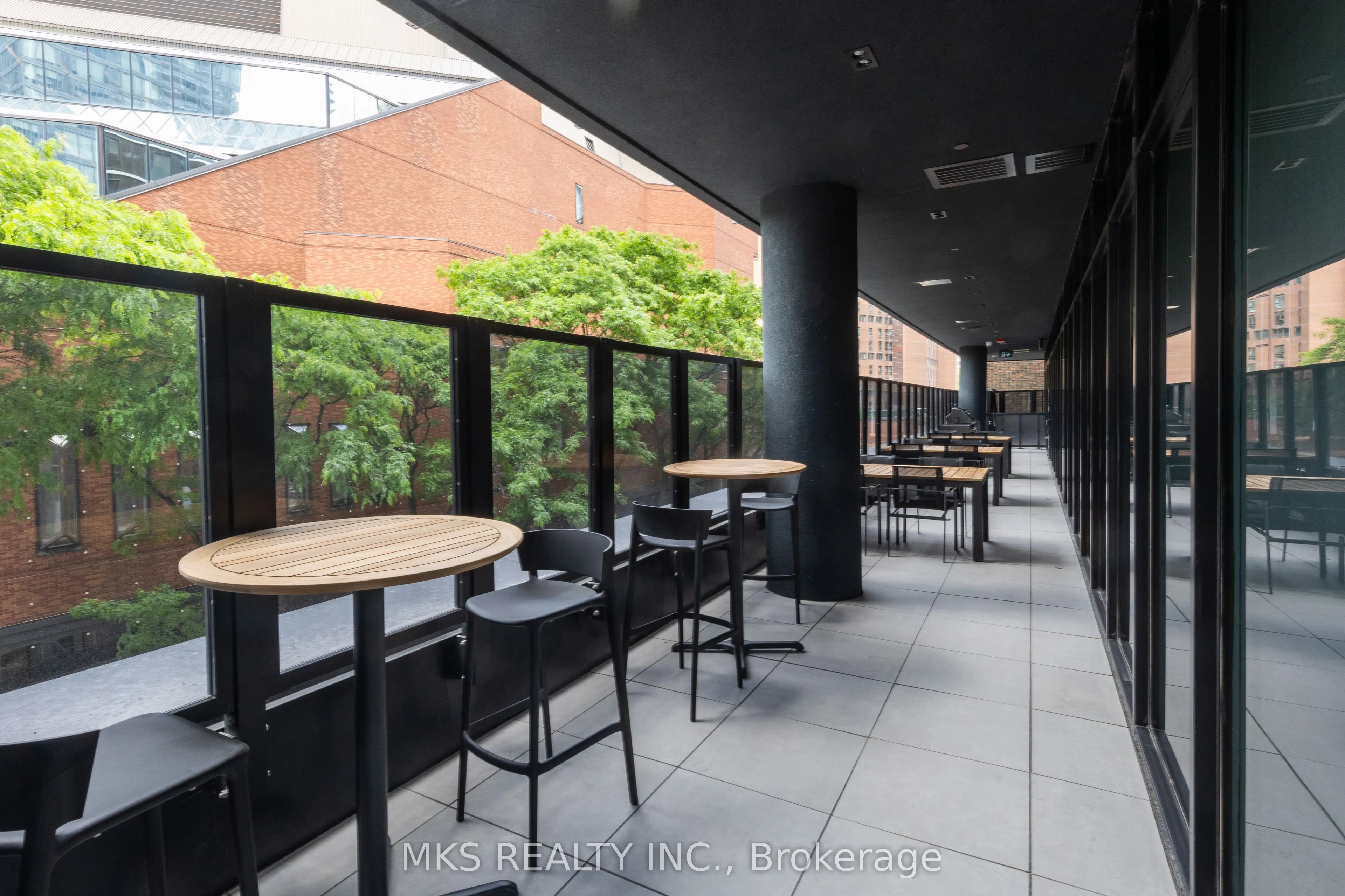 771 Yonge Street, #607