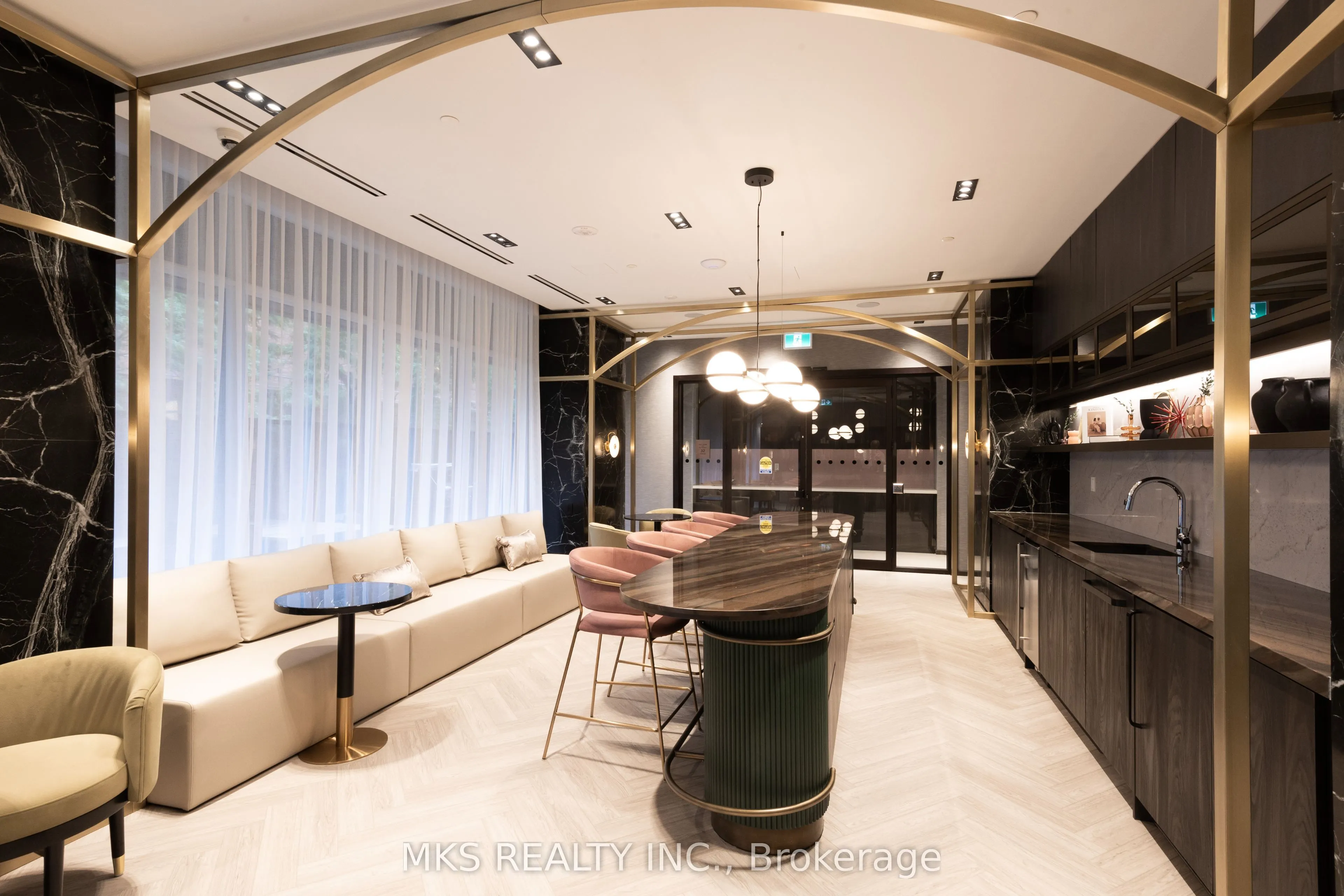 771 Yonge Street, #309