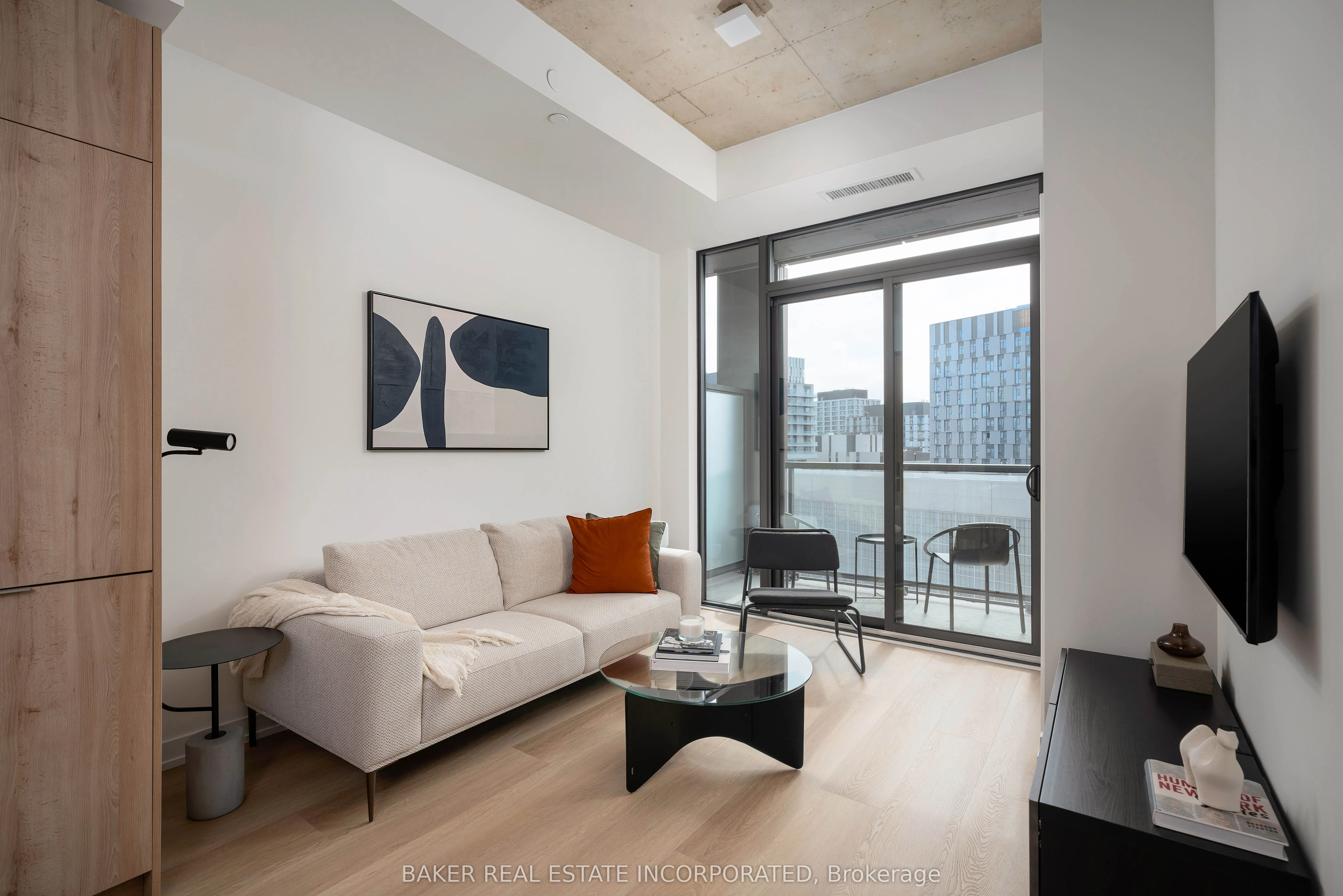 28 Eastern Avenue, #617