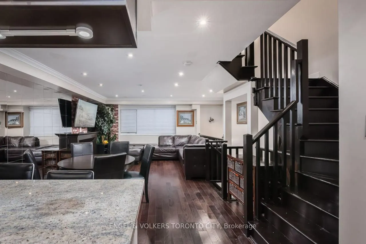 50 Cole Street, #50