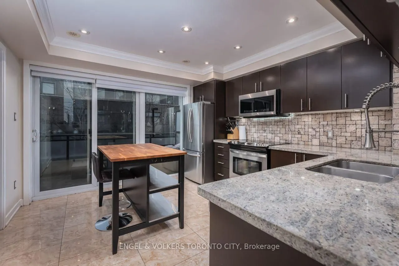 50 Cole Street, #50