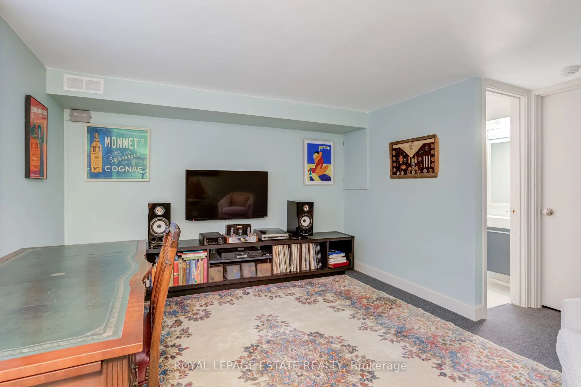 5 Woodstock Place