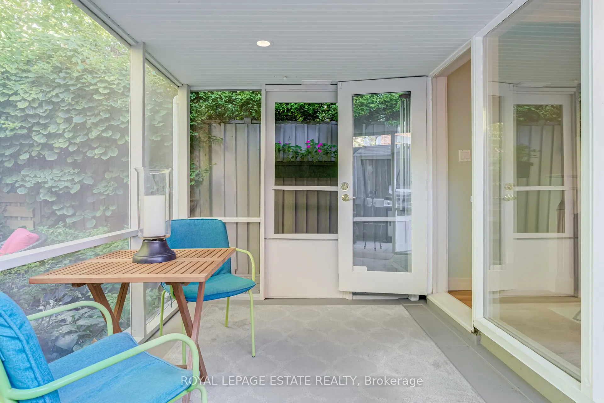 5 Woodstock Place