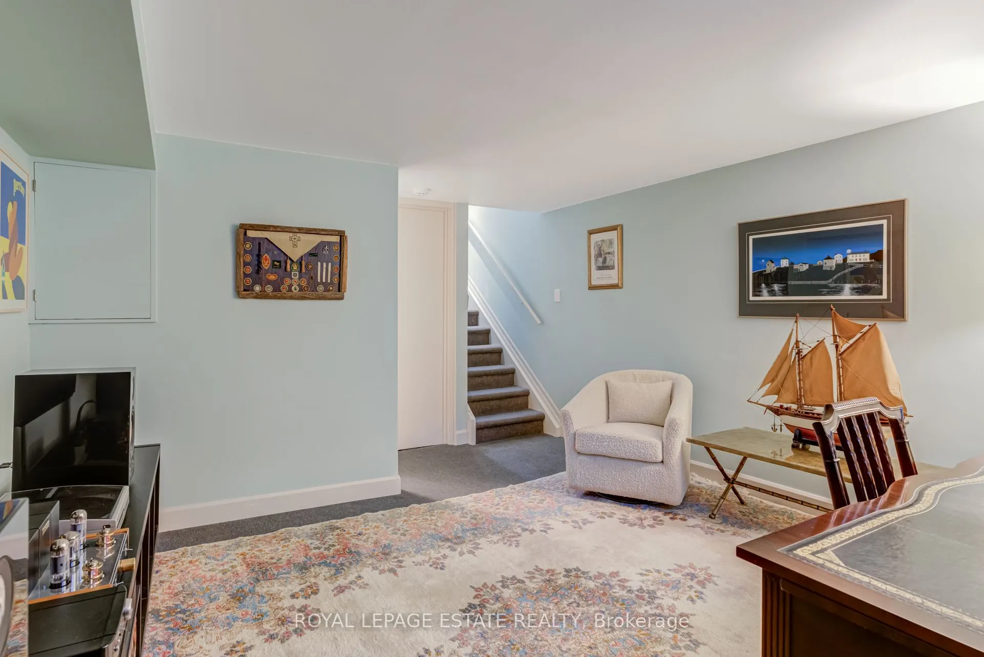 5 Woodstock Place