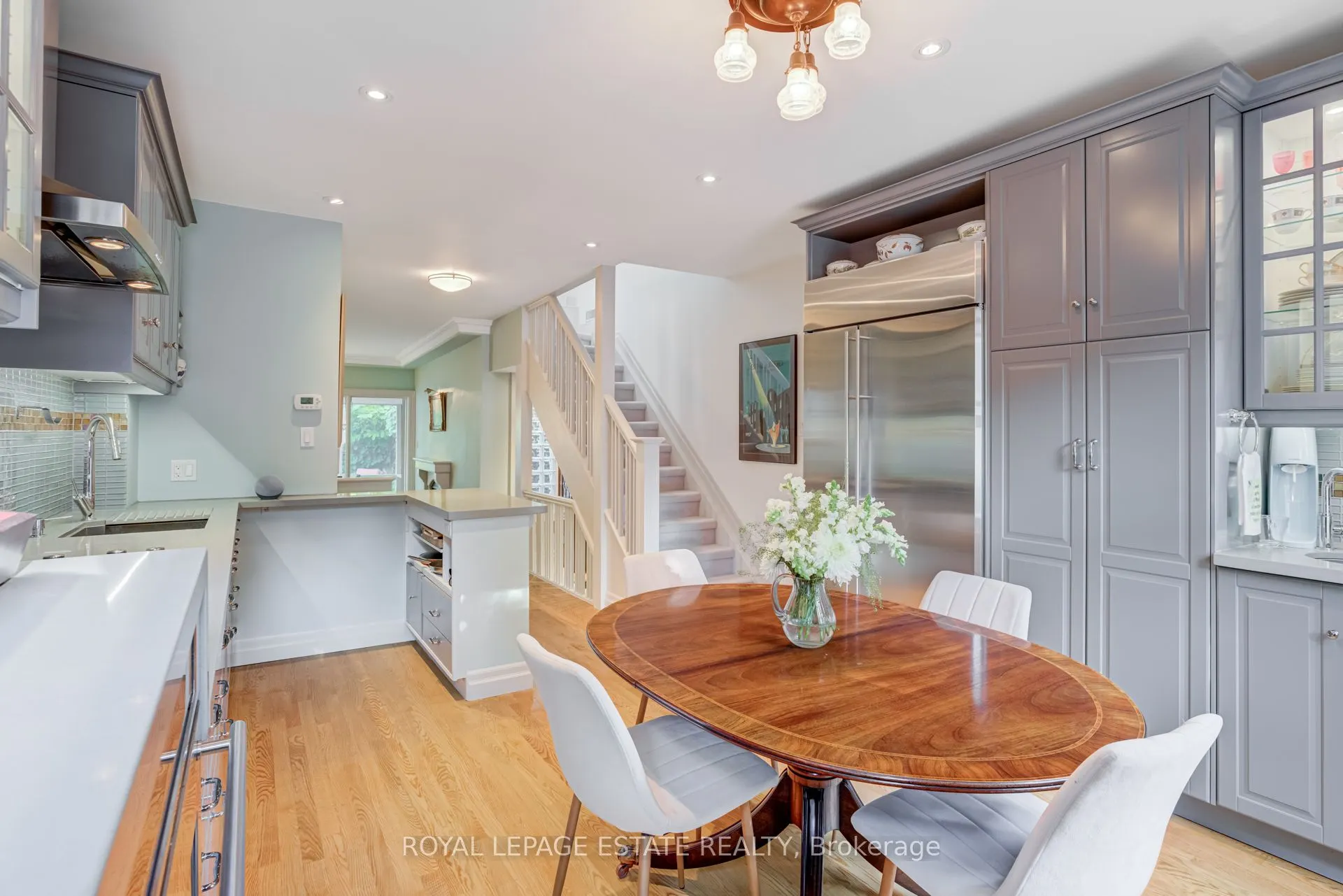 5 Woodstock Place