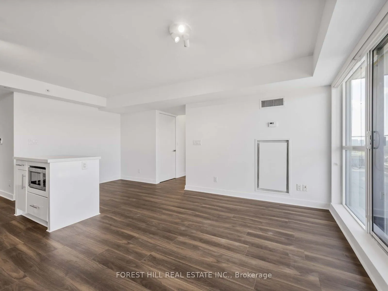 58 Orchard View Boulevard, #510
