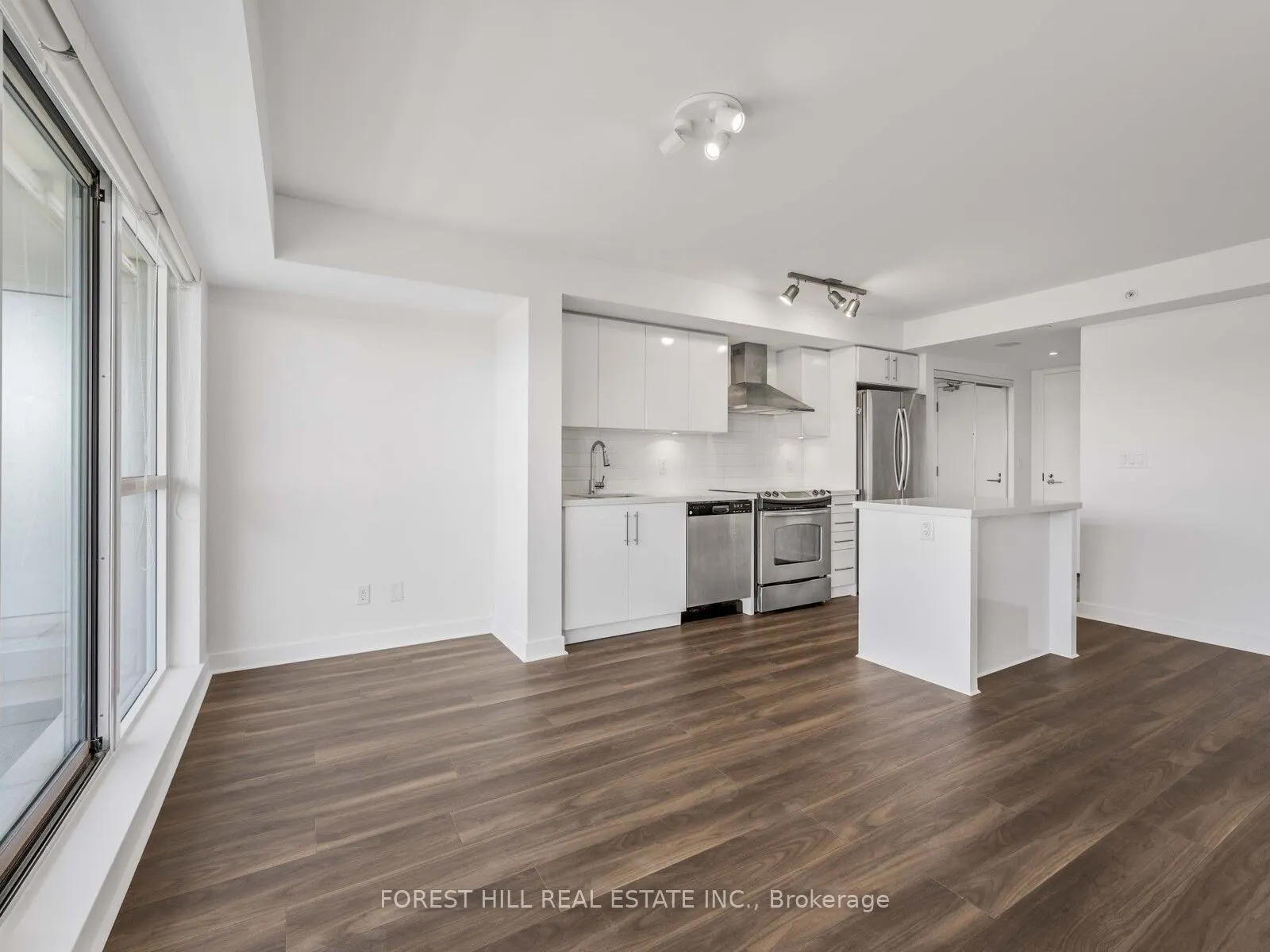 58 Orchard View Boulevard, #510