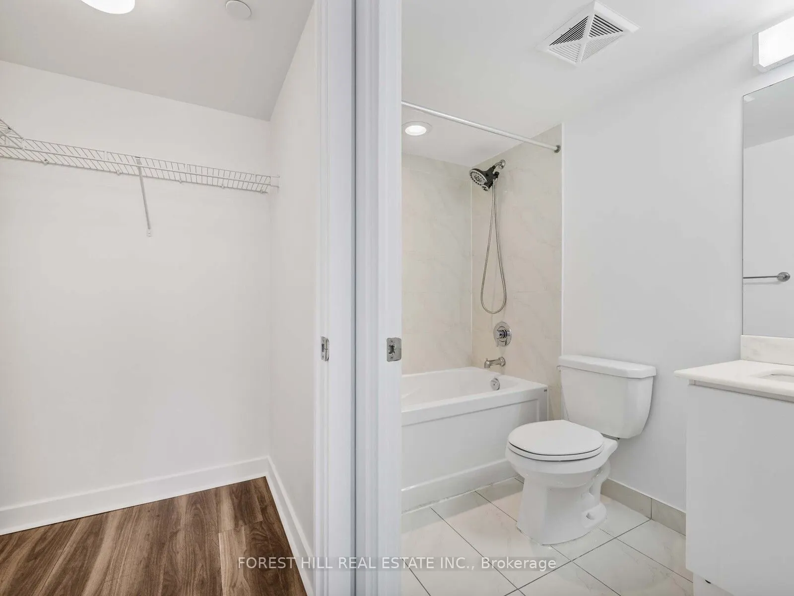 58 Orchard View Boulevard, #510