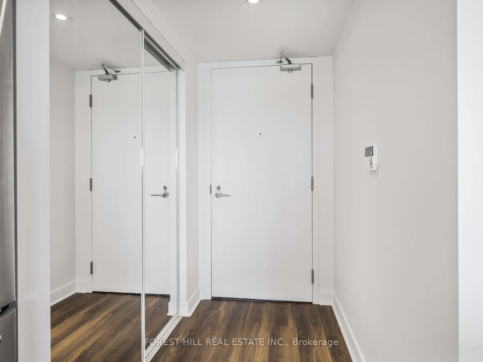 58 Orchard View Boulevard, #510