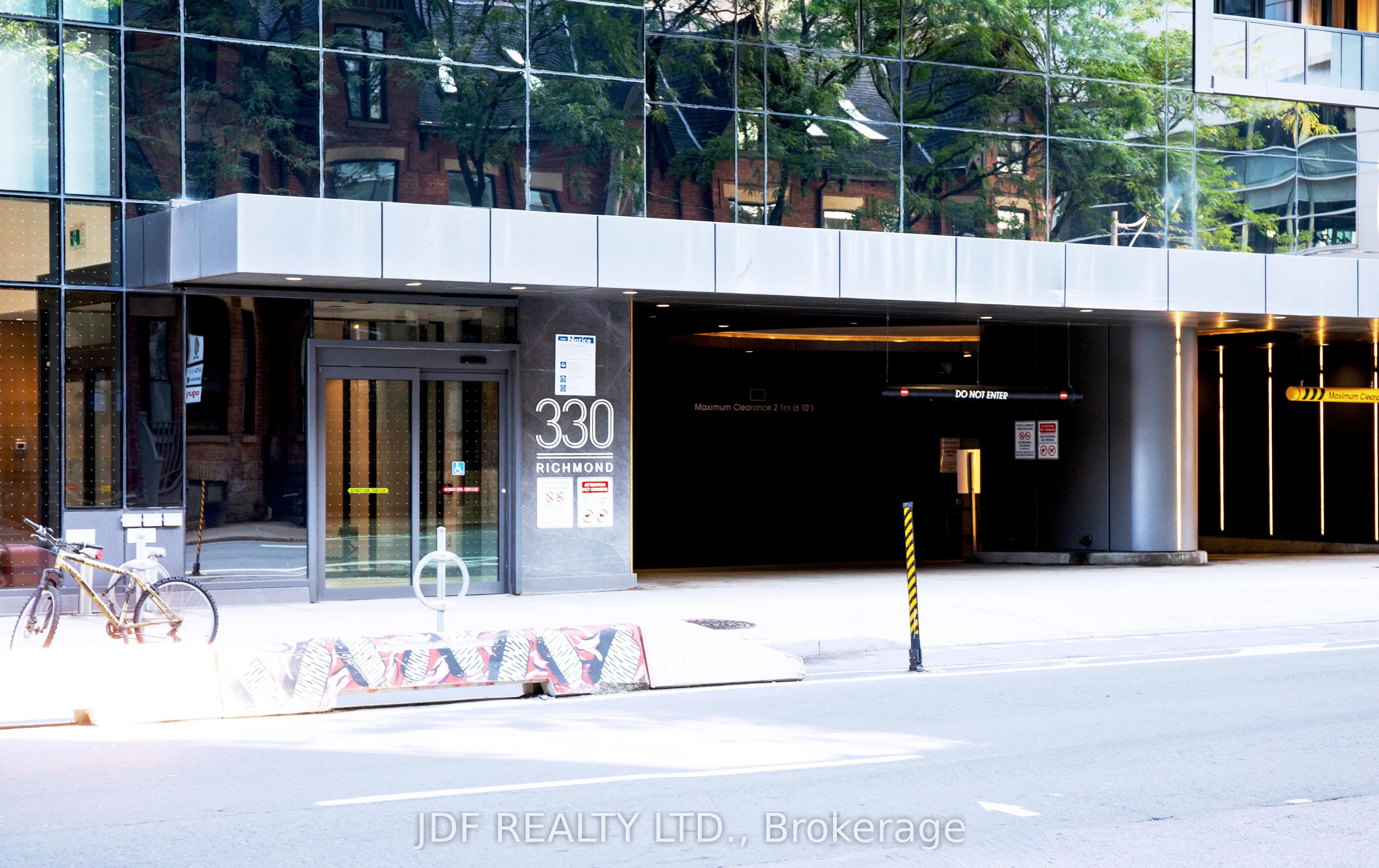 330 Richmond Street, #1615