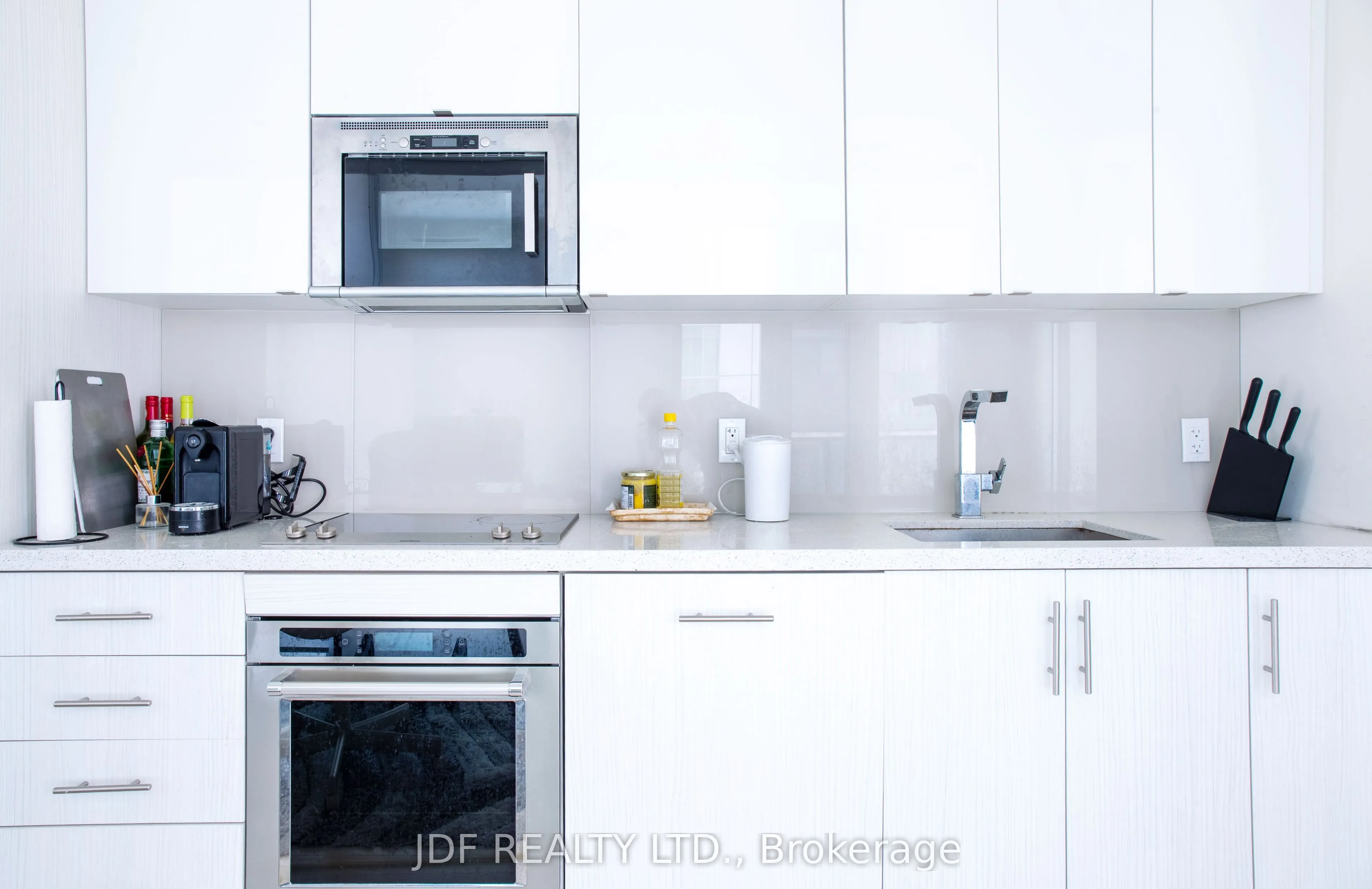 330 Richmond Street, #1615