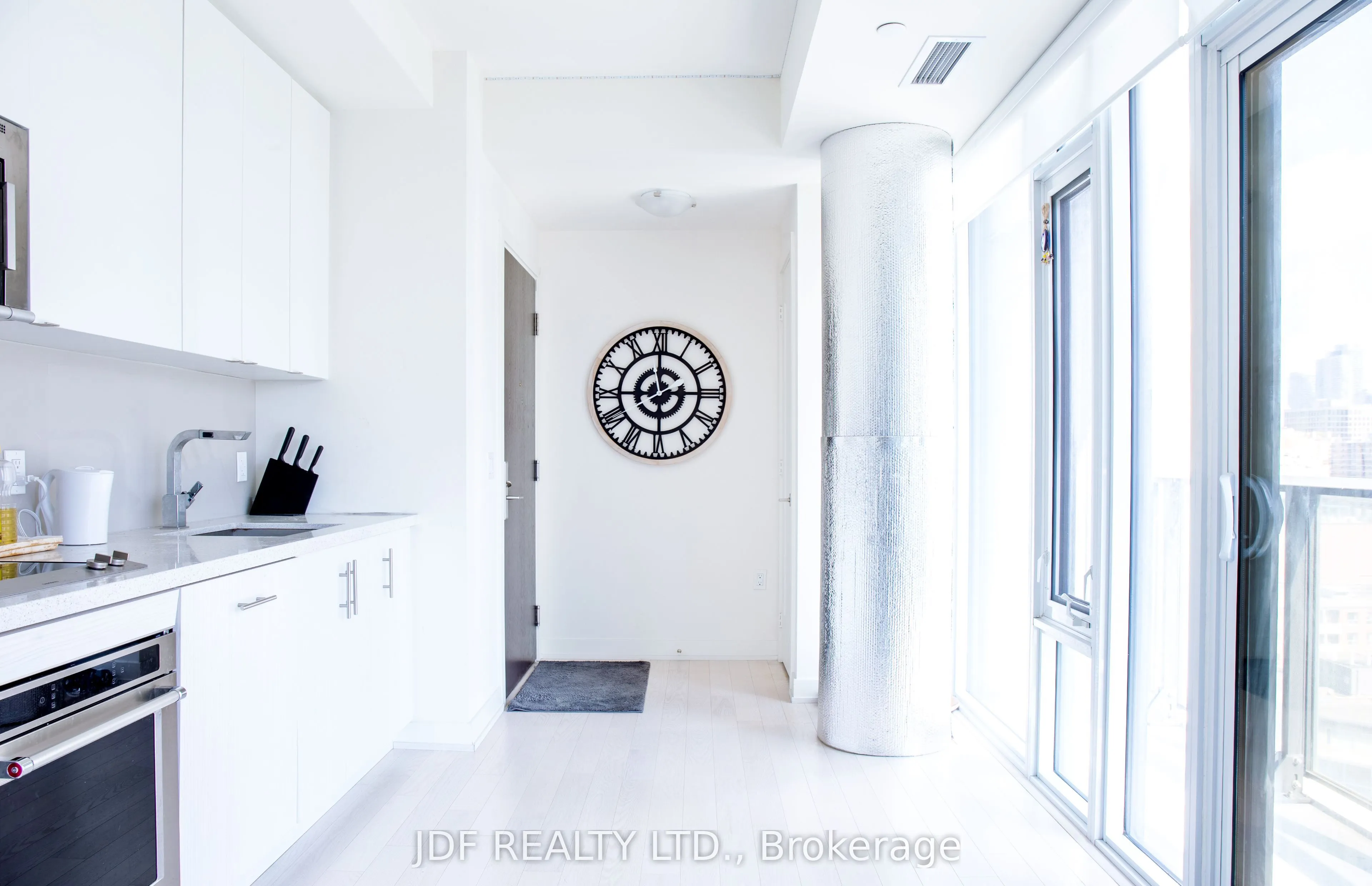 330 Richmond Street, #1615