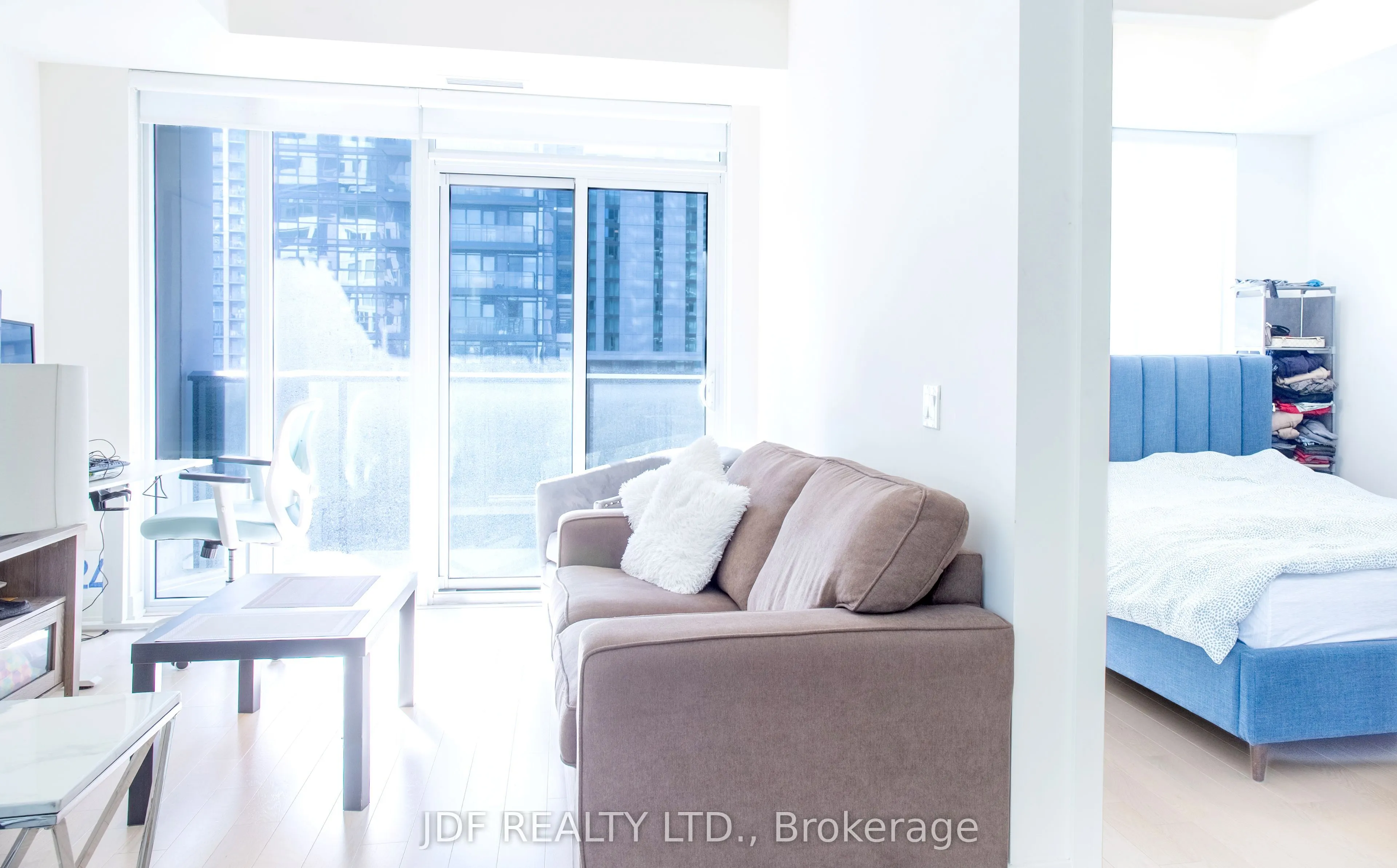 330 Richmond Street, #1615