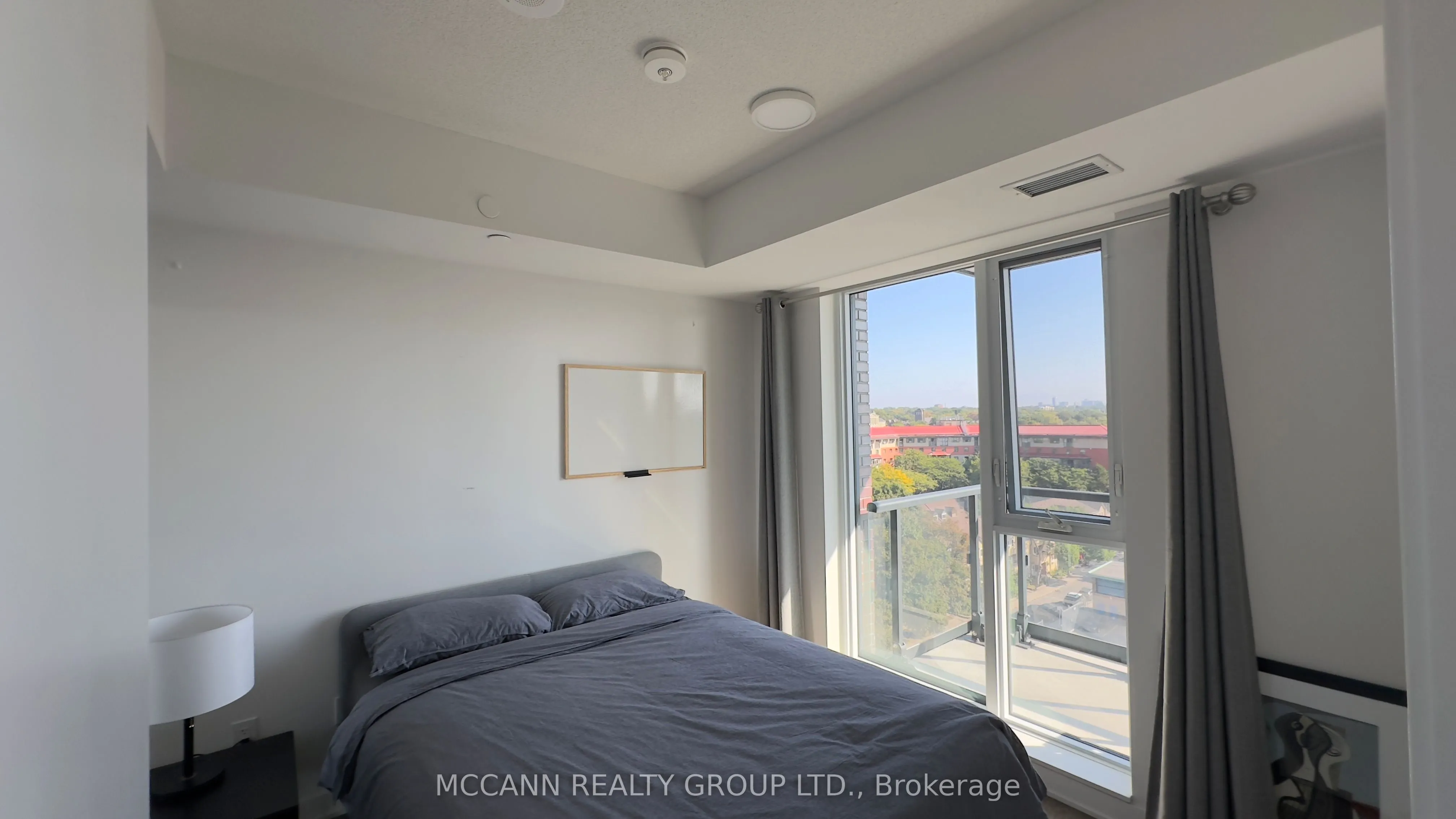 130 River Street, #811