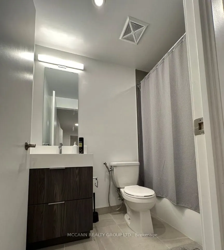 130 River Street, #811