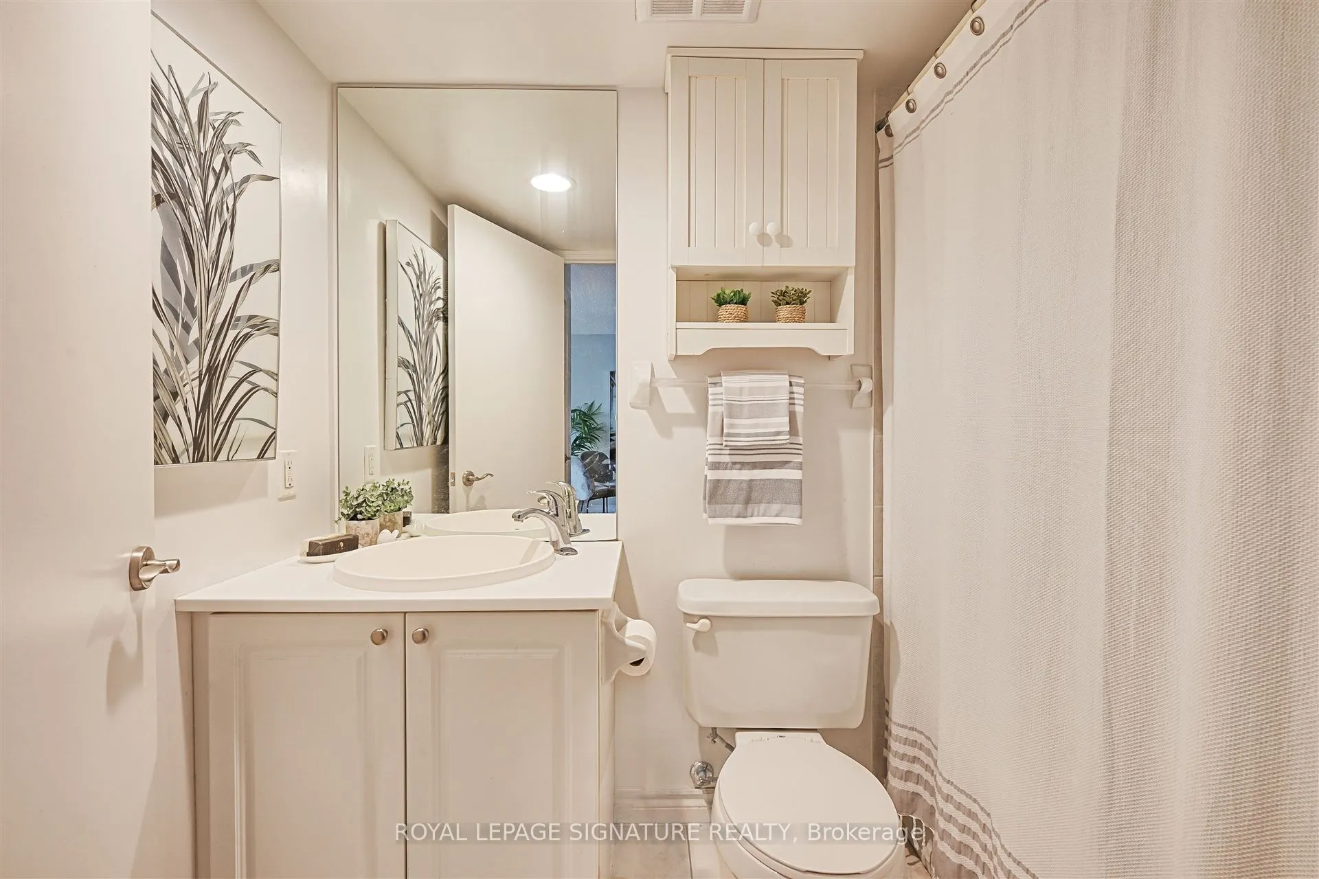410 Queens Quay W, #505
