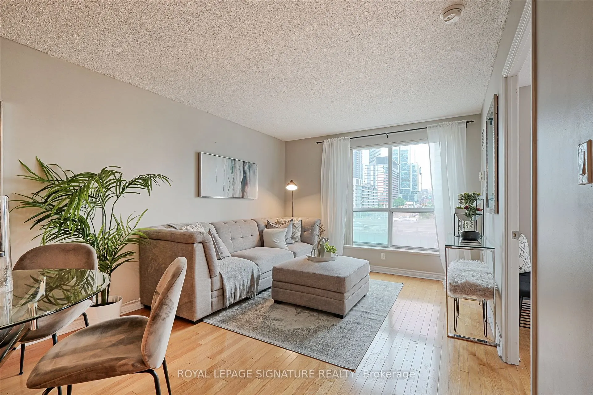 410 Queens Quay W, #505