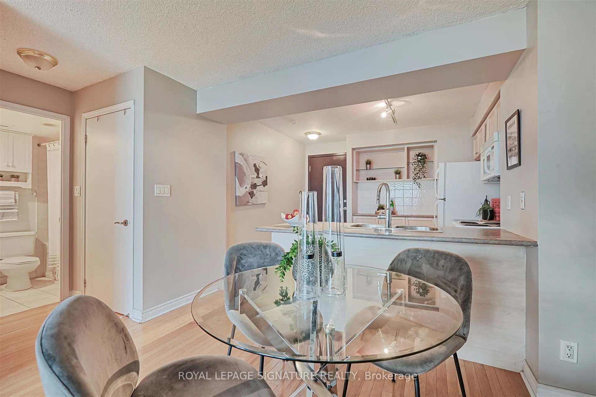 410 Queens Quay W, #505