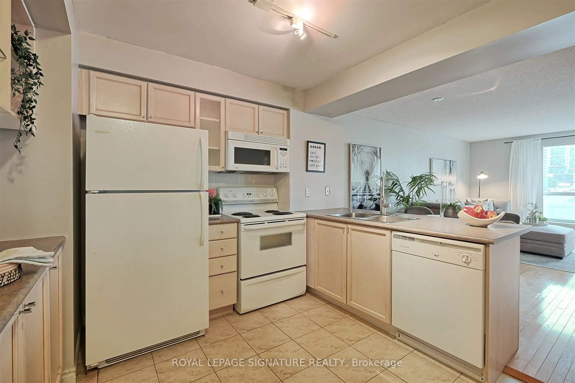 410 Queens Quay W, #505