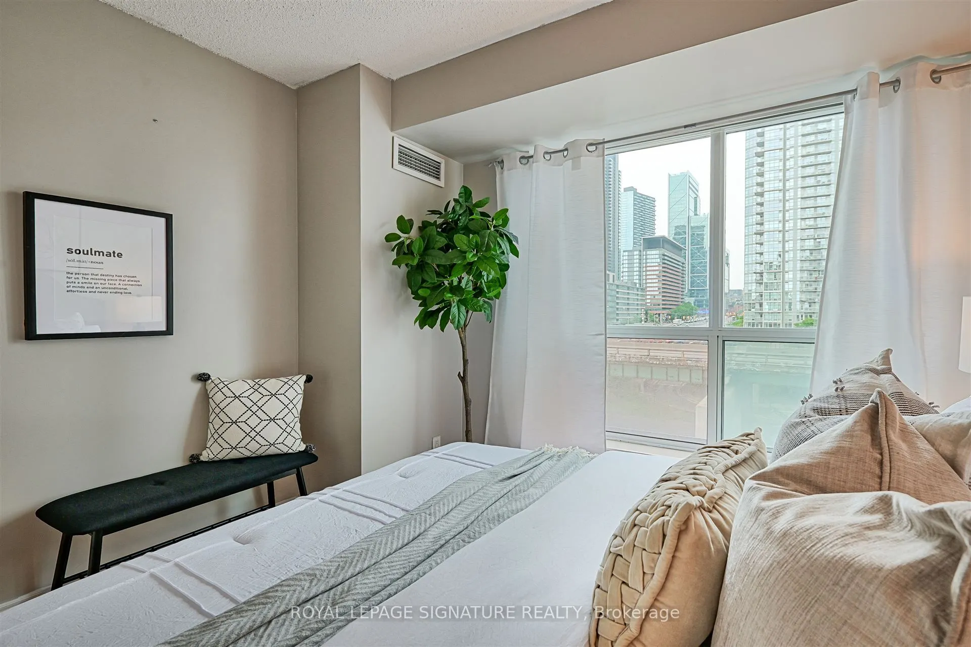 410 Queens Quay W, #505